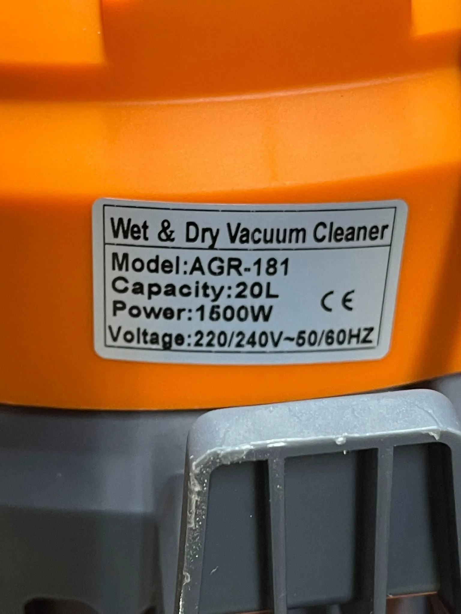Aiguru 20L. 220V Wet & Dry Vacuum Cleaner | Model :  VC-AGR181