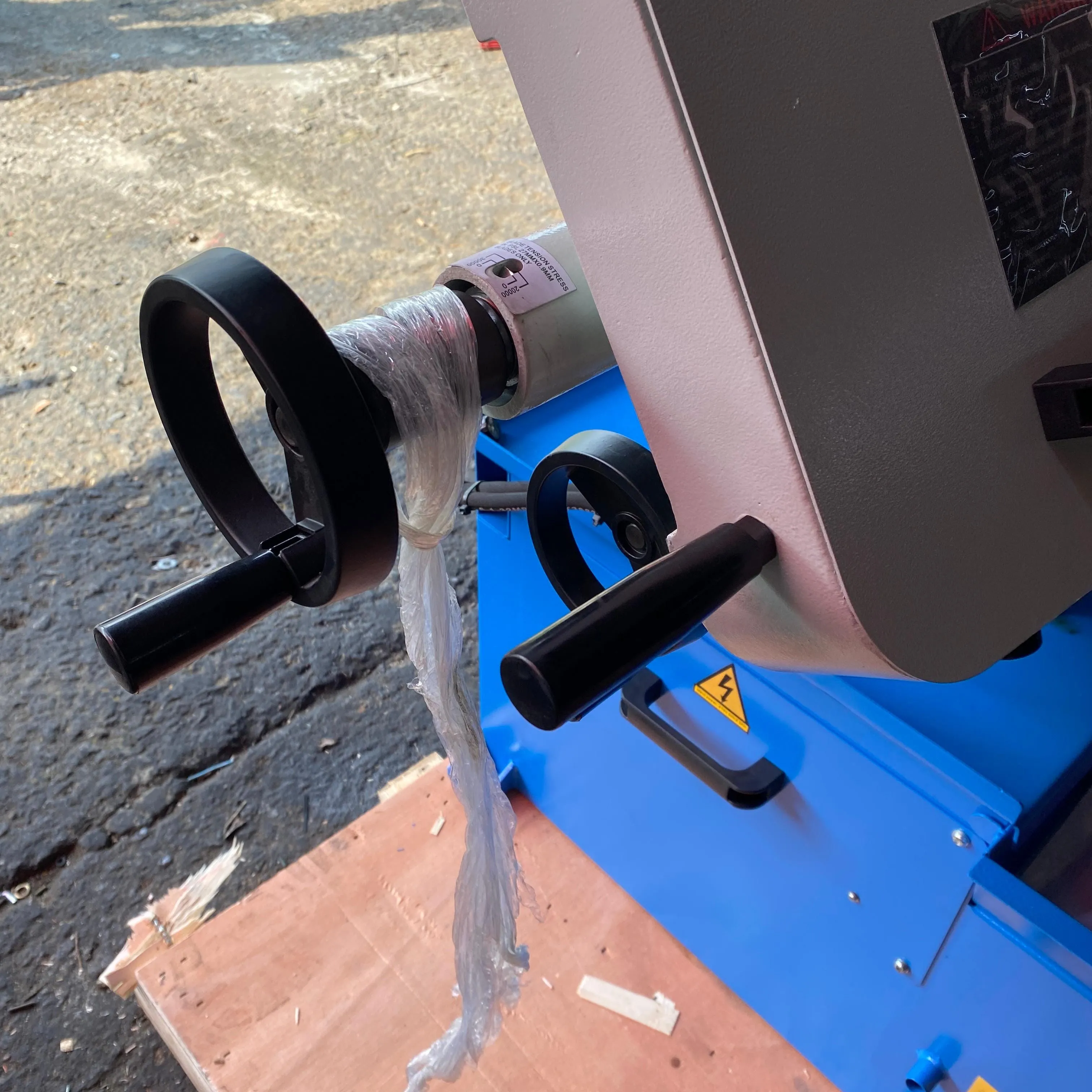 Aiko 10 4 Speed Bandsaw Machine (27x0.9x3215)  | Model : BSM-BS1018RH
