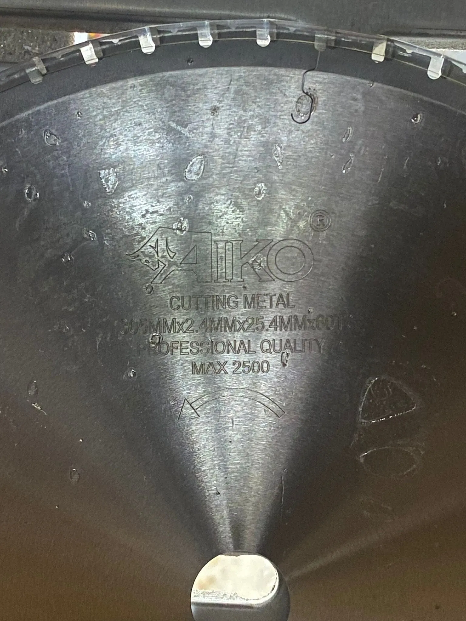 Aiko 12 305*25.4*60T Low Speed Metal Cutting Saw Blade | Model : SBA-MS30560