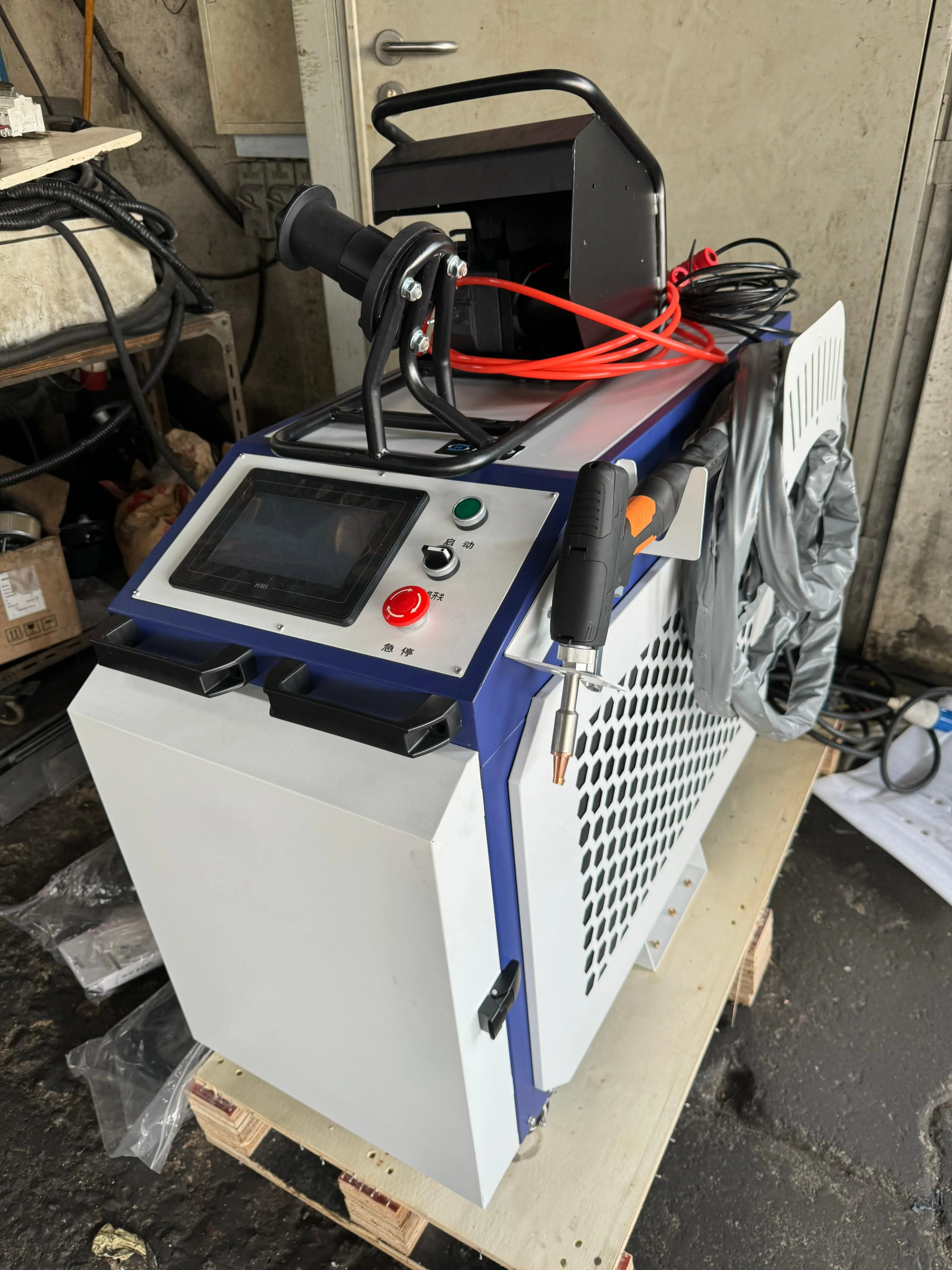 Aiko 1500W 220V Welding Machine Come With Accessories | Model: W-YM-LW1500