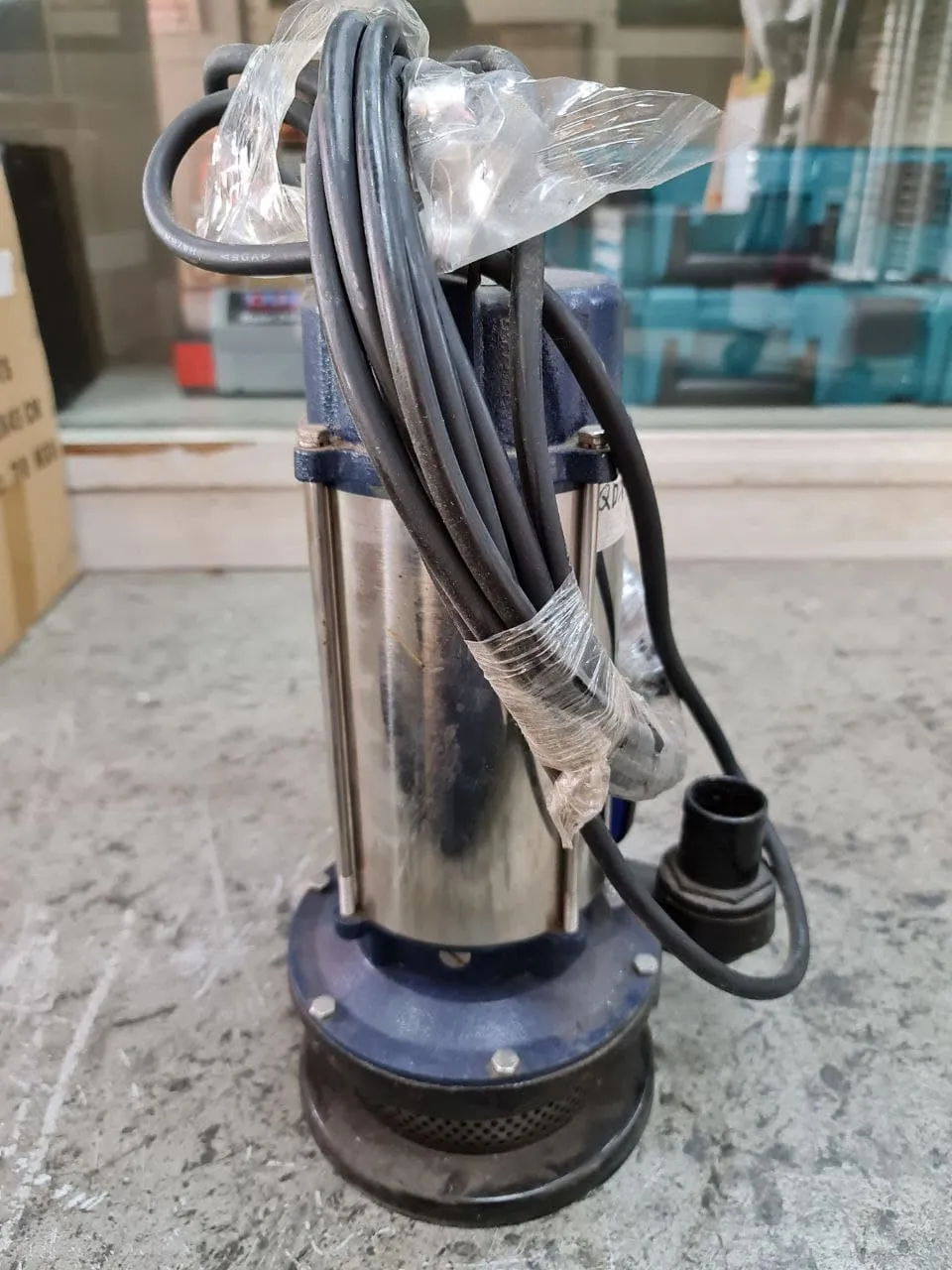 Aiko 1.5Hp 1.5 26m Submersible Pump | Model : QDX6-26-1.1F