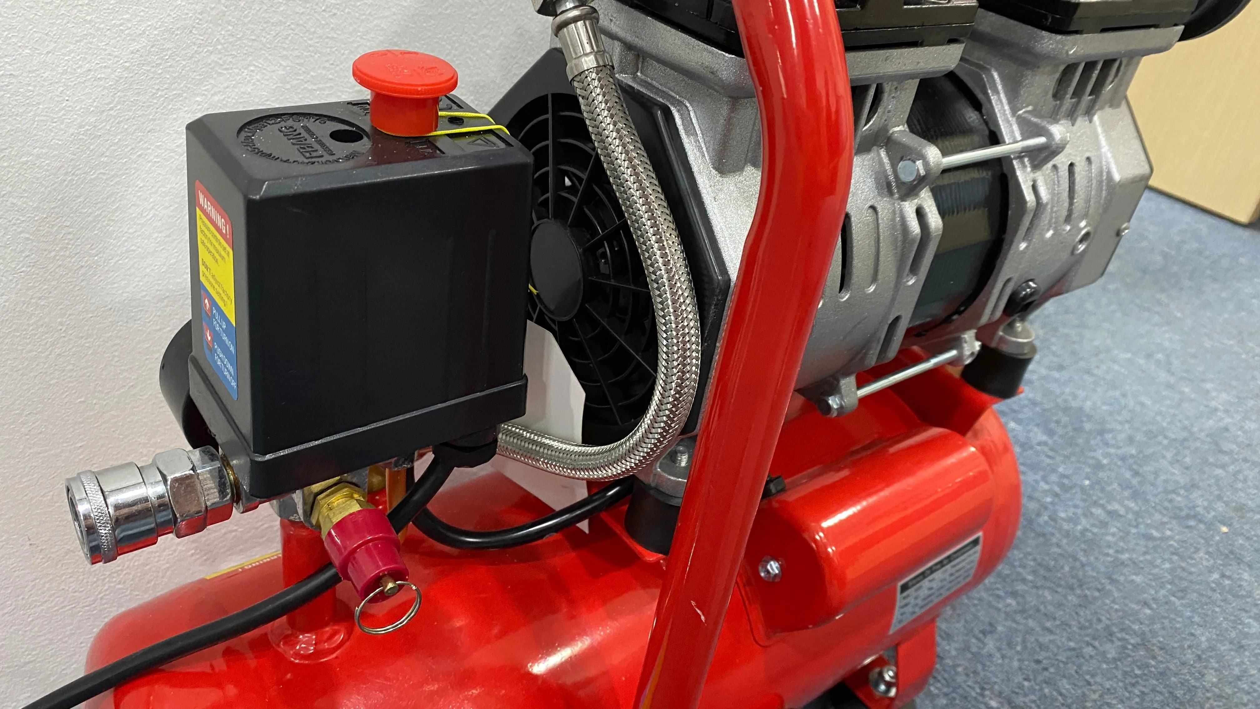 Aiko 1.5HP 9L Oil Free & Silent Air Compressor (Red) | Model : GDG09-RED