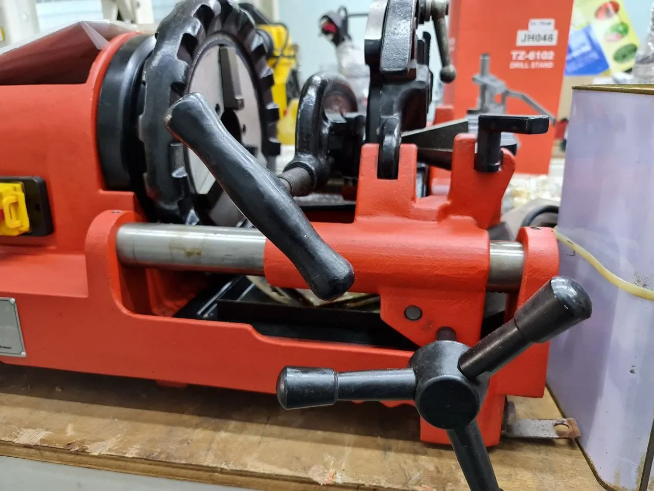 Aiko 2 Carbon Threading Machine | Model : TM-AK-SQ50E