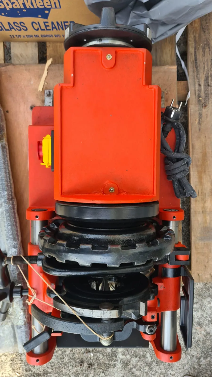 Aiko 2 Carbon Threading Machine | Model : TM-AK-SQ50E