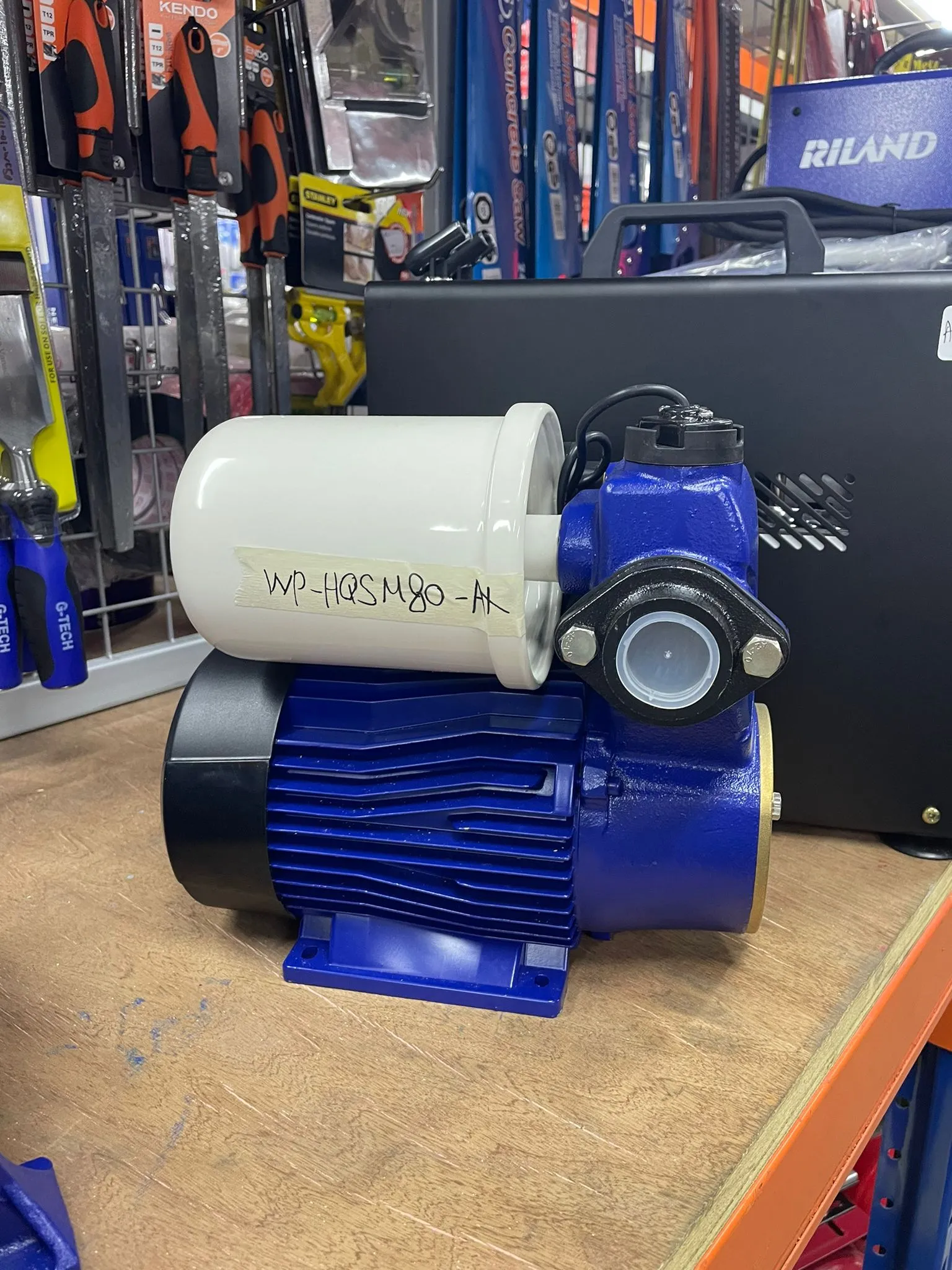 Aiko 220V 1 Outlet with 1Hp Motor Smart Self-Priming (Auto Booster) Pump | Model : WP-HQSM80-AX