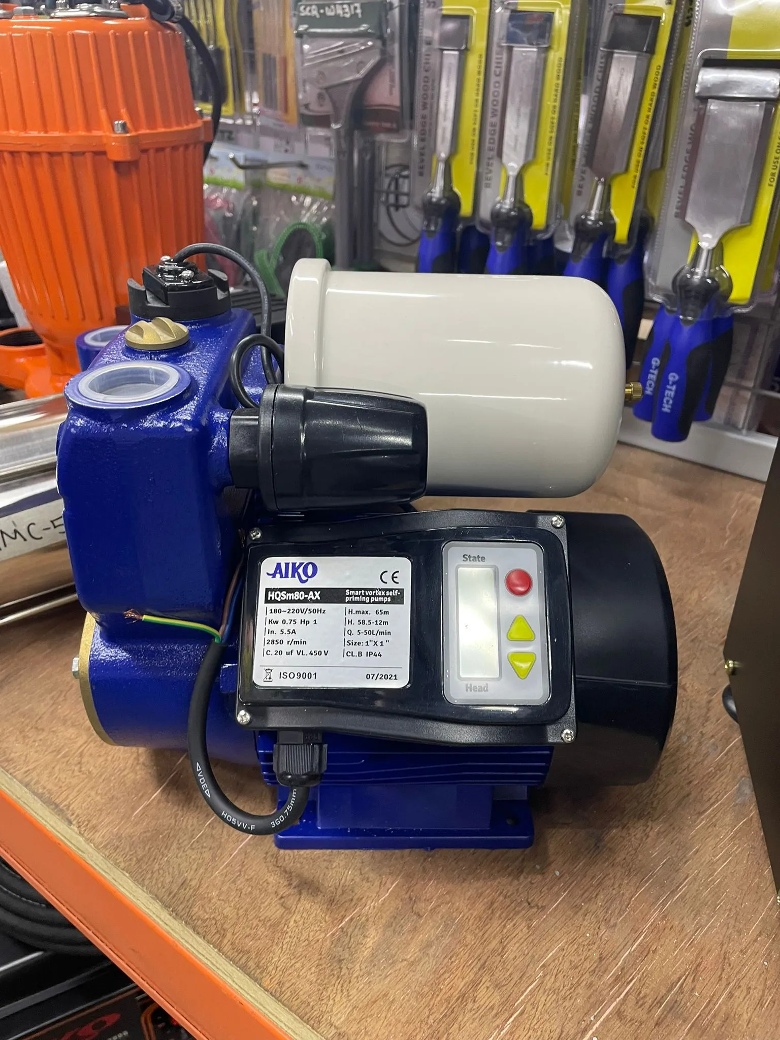 Aiko 220V 1 Outlet with 1Hp Motor Smart Self-Priming (Auto Booster) Pump | Model : WP-HQSM80-AX