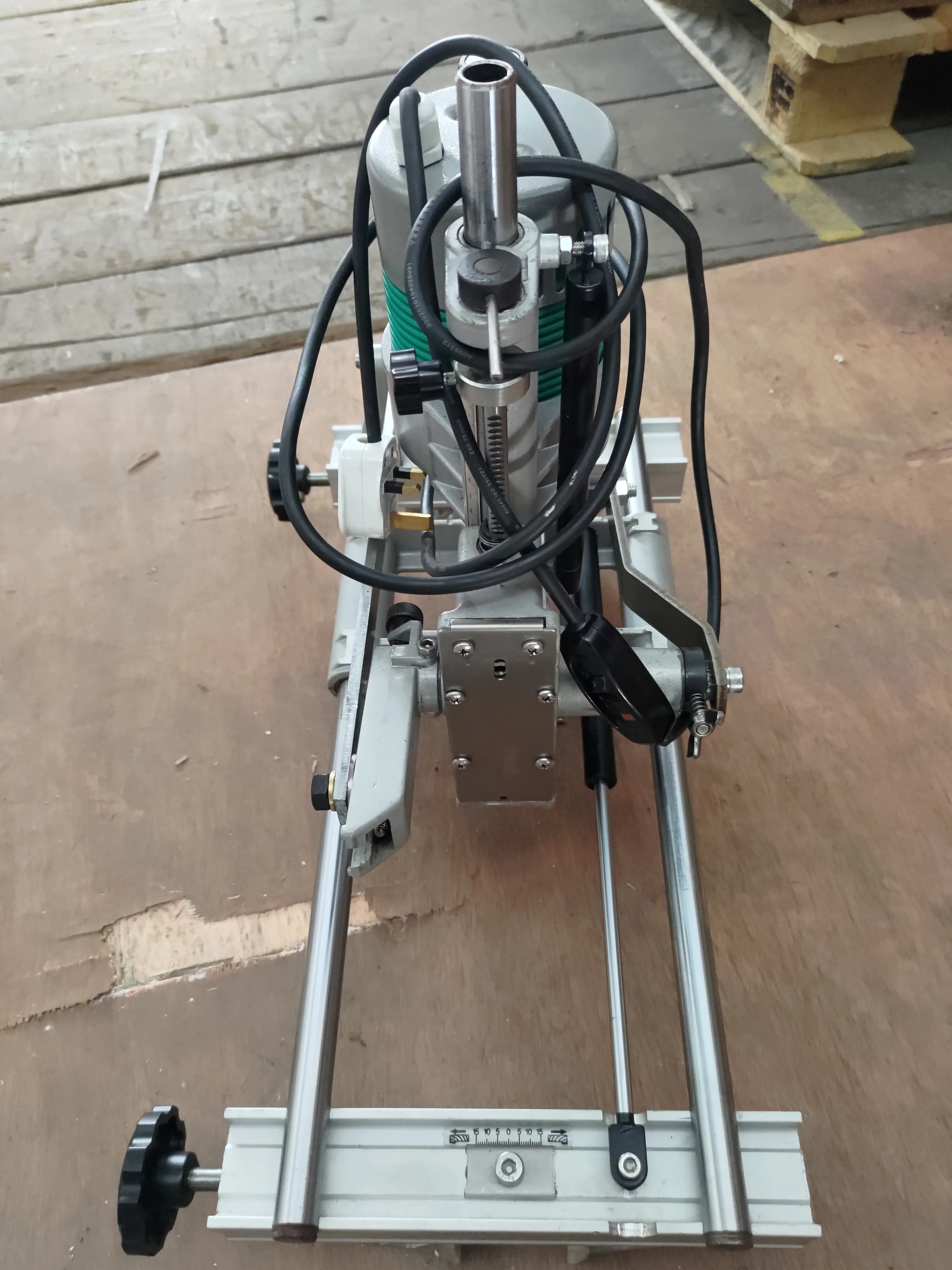 AIKO 220V 50Hz Door Lock Opening Machine 1.1kW come with 18mm & 22mm Knife | Model : DLOM