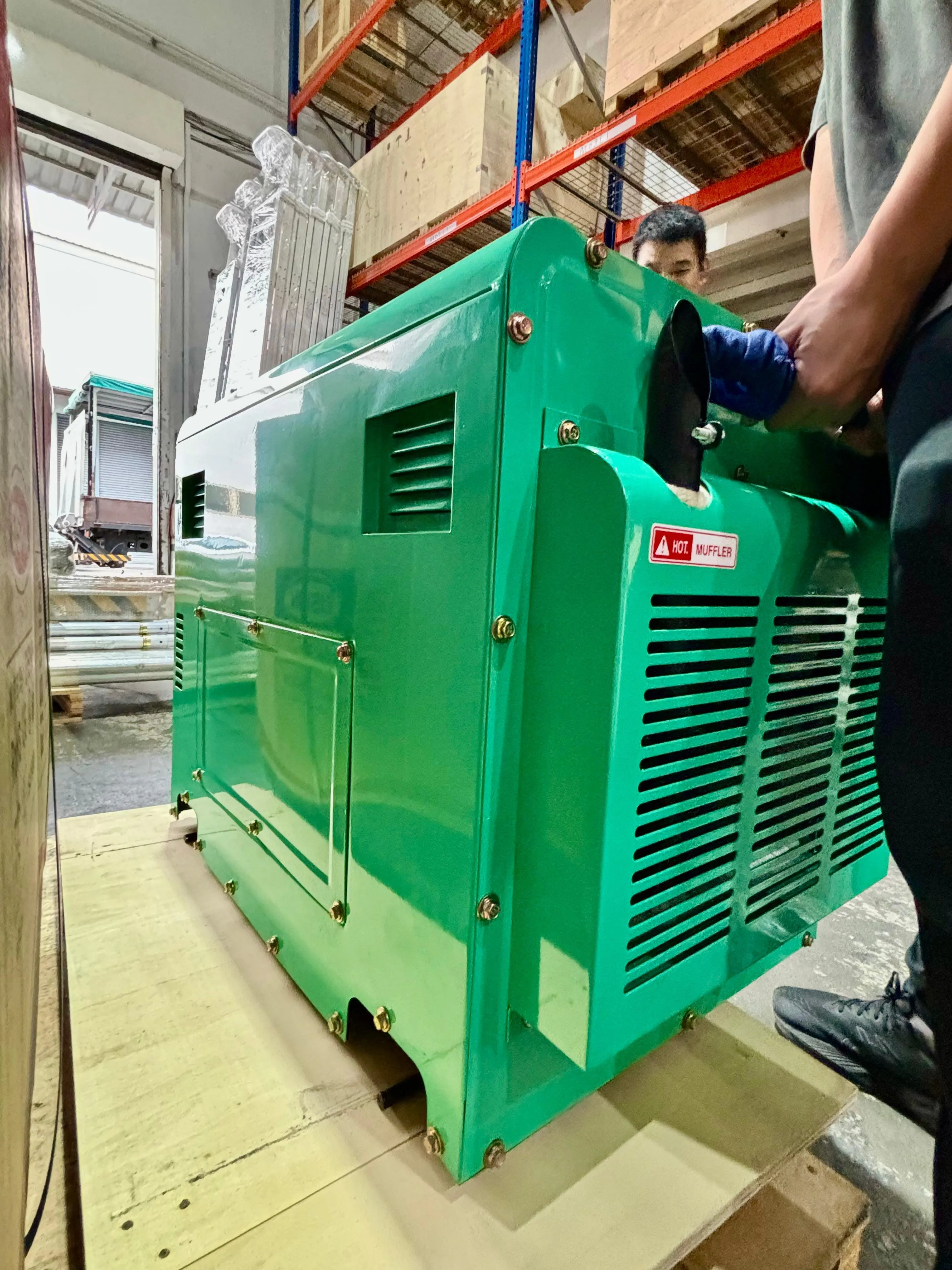 Aiko 240V Diesel Silent Generator 4.5KW 50HZ C/W 186FAE Engine | Model : 6GFLN-186FAE
