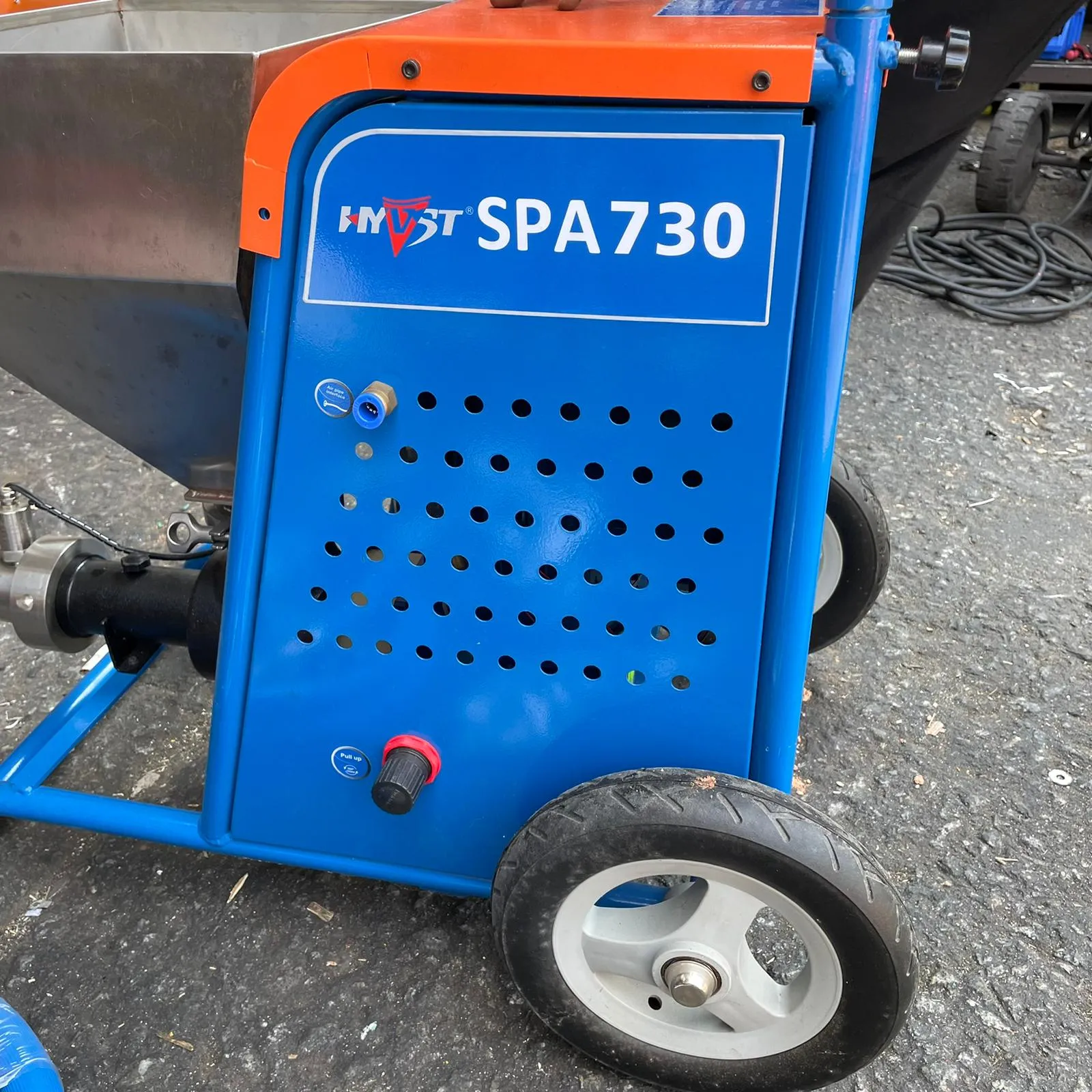 Aiko 240V Grout Pump And Cement Spray 1500W . 50Hz Bs Plug | Model : CS-SPA730