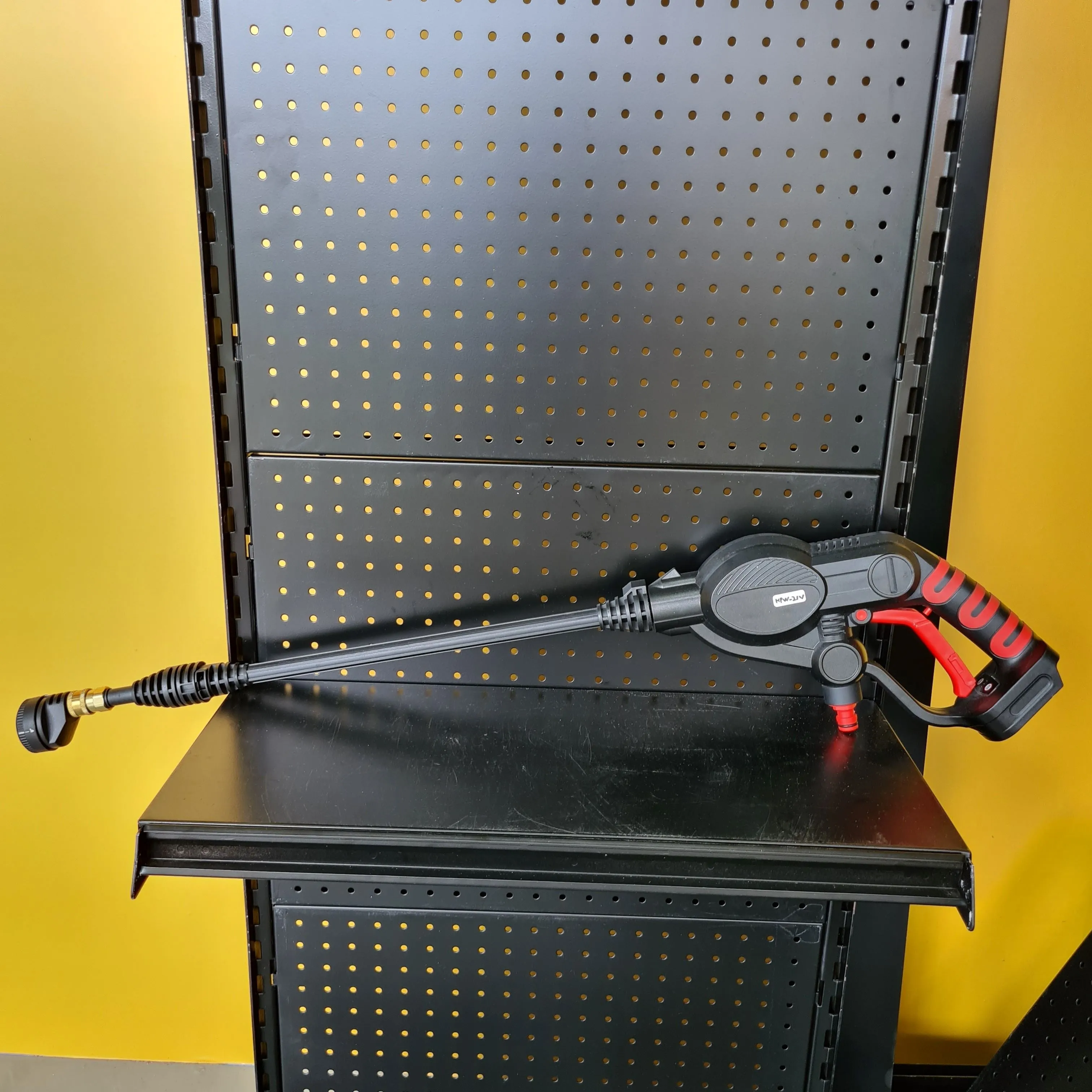Aiko 25V Cordless Pressure Washer  Come With Water Hose 6 Bar | Model : HPW-21V (Discontinued)