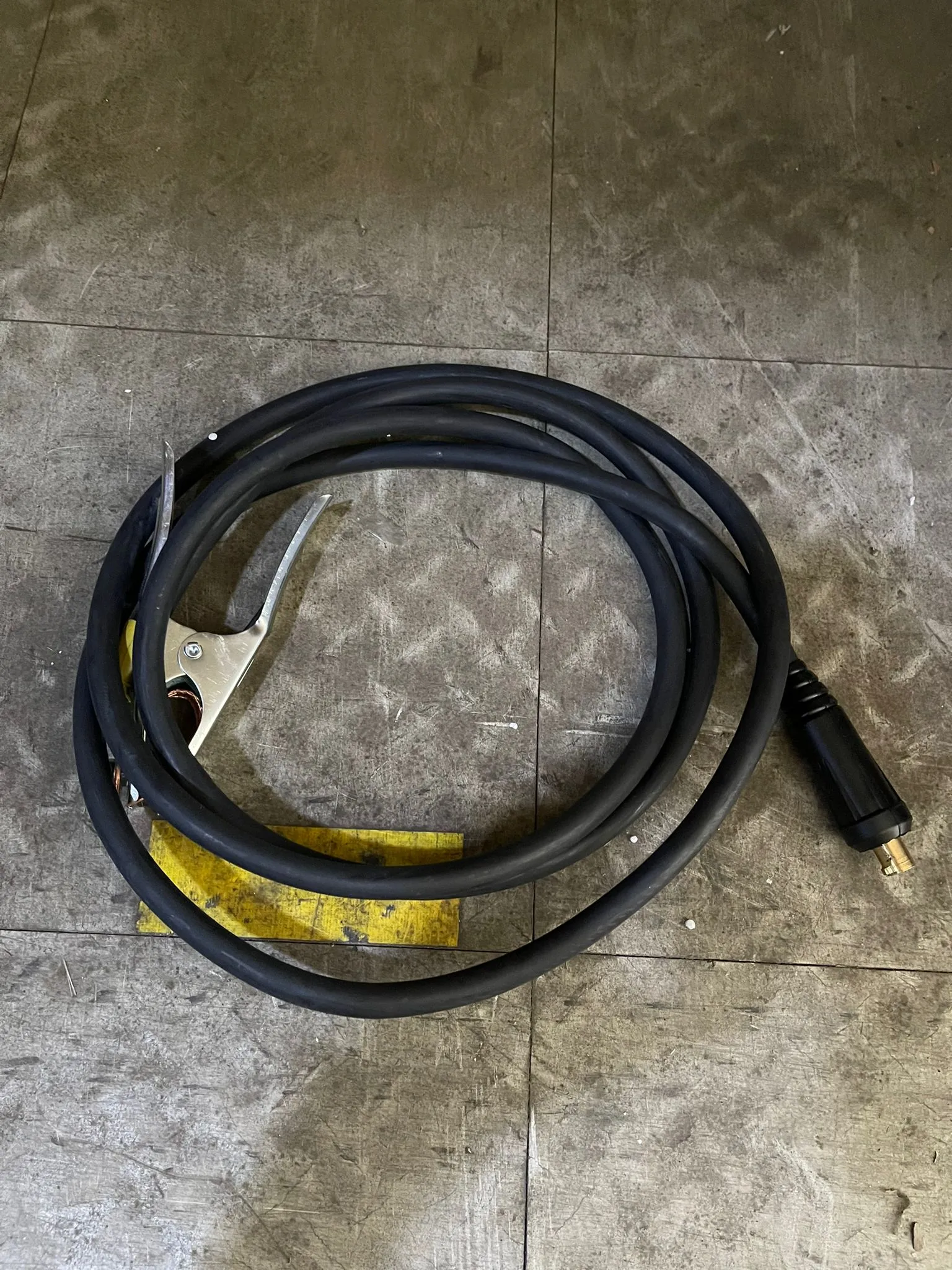 Aiko 380V Tig315 3 Phase Welding Machine with 8M Wp26-3 & 2.5M Ground & Welding Cable | Model : W-TIG315-YM