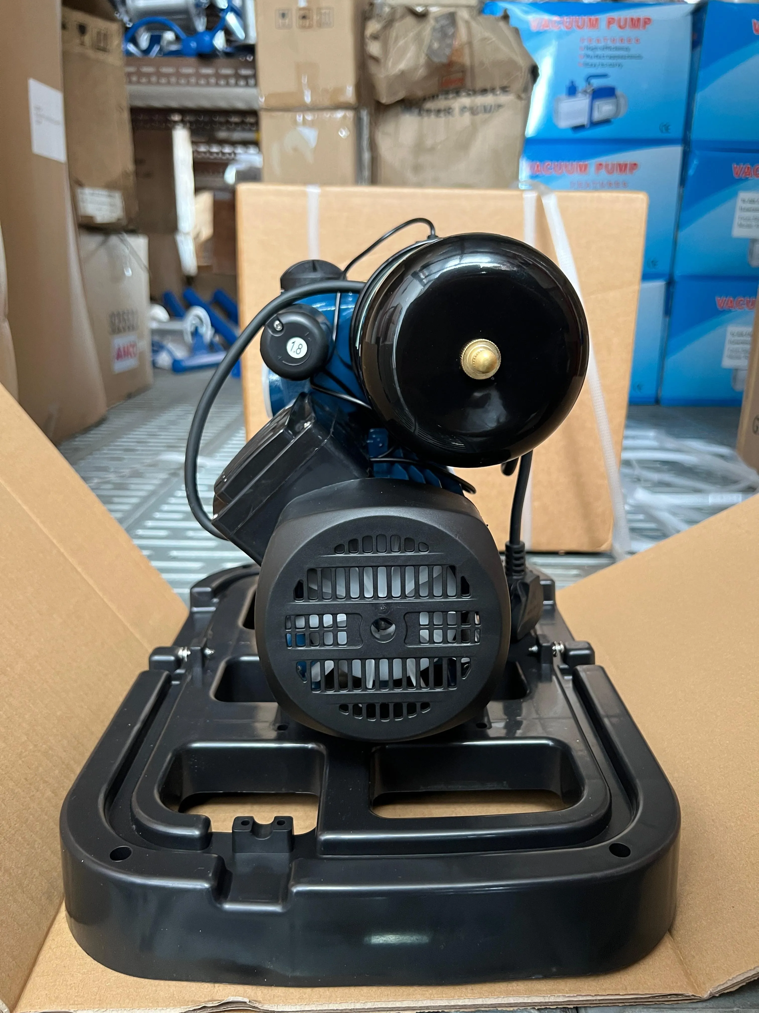 Aiko 400W Automatic Self Priming Booster Water Pump with 2L Tank & Cover 240V 50Hz | Model : WP-GK-CB400A