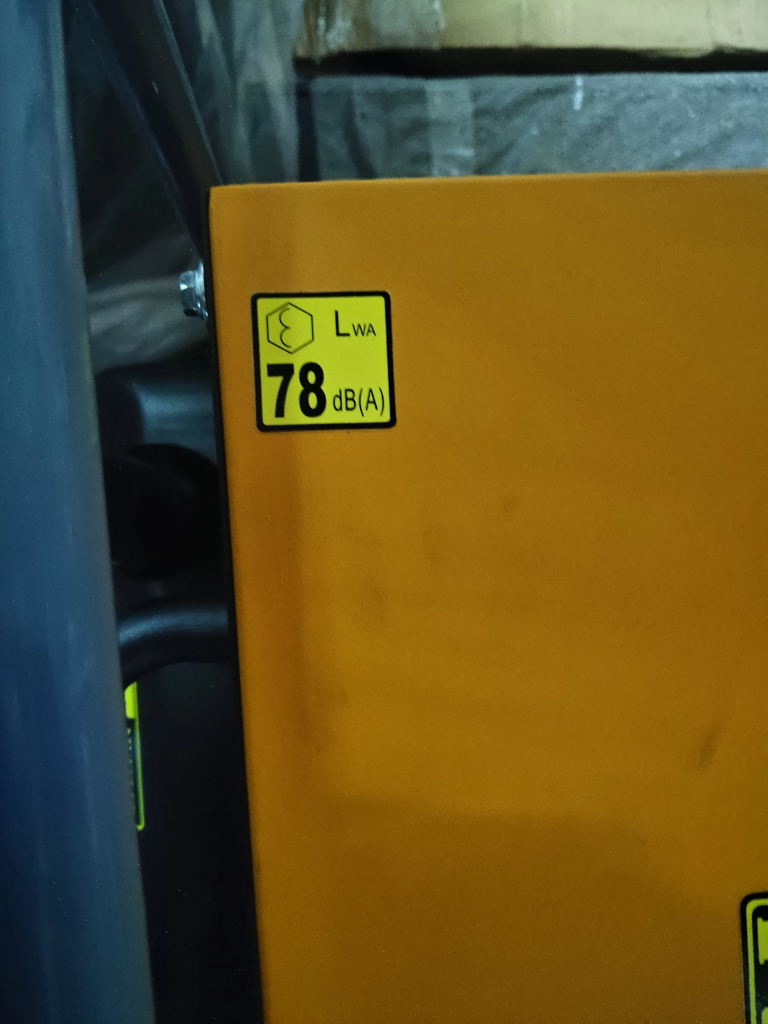 Aiko 4x 300W LED Tower Light Come With Diesel Generator | Model: HZM400D