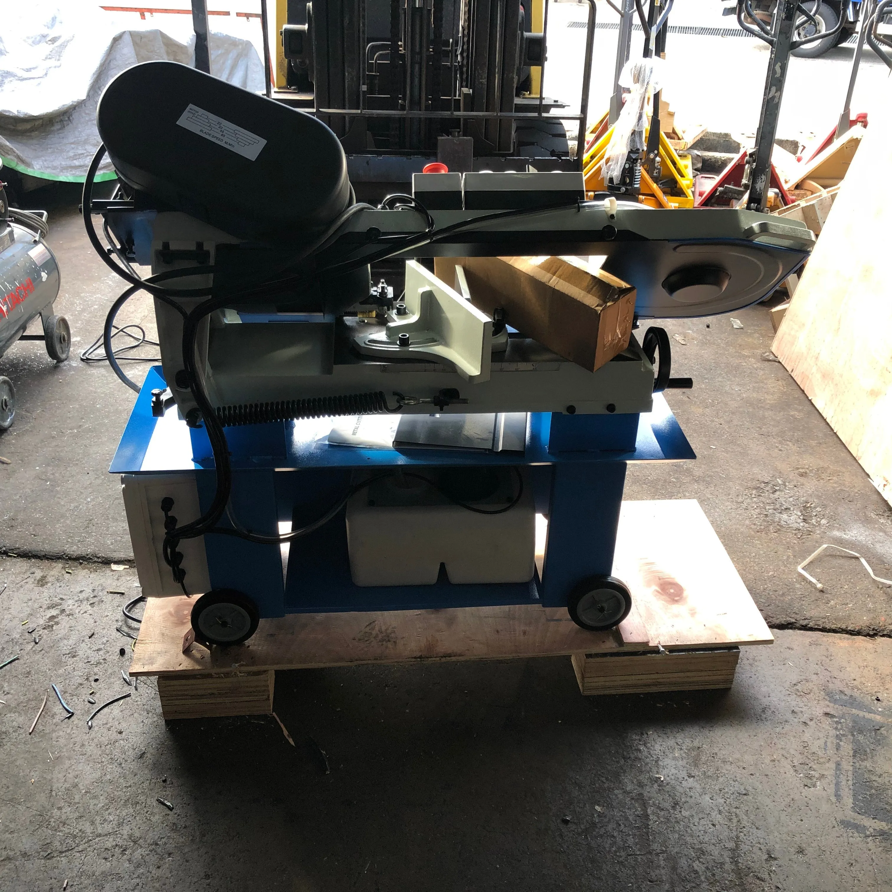 Aiko 7 230V Metal Bandsaw Machine (Single Phase) | Model : BSM-BS712N-1