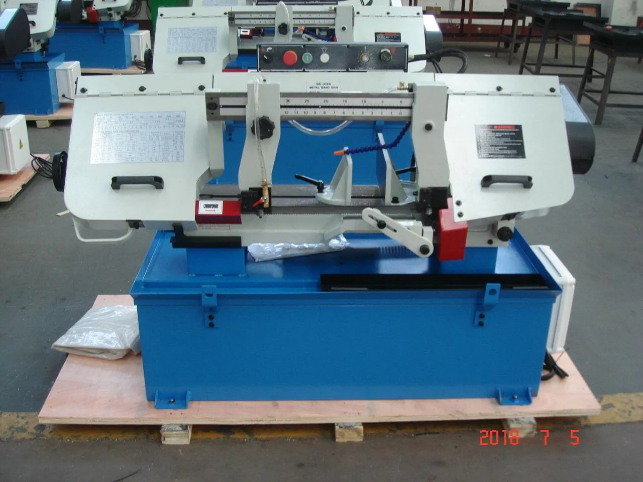 Aiko 9 Metal Bandsaw Machine | Model : BSM-BS916B