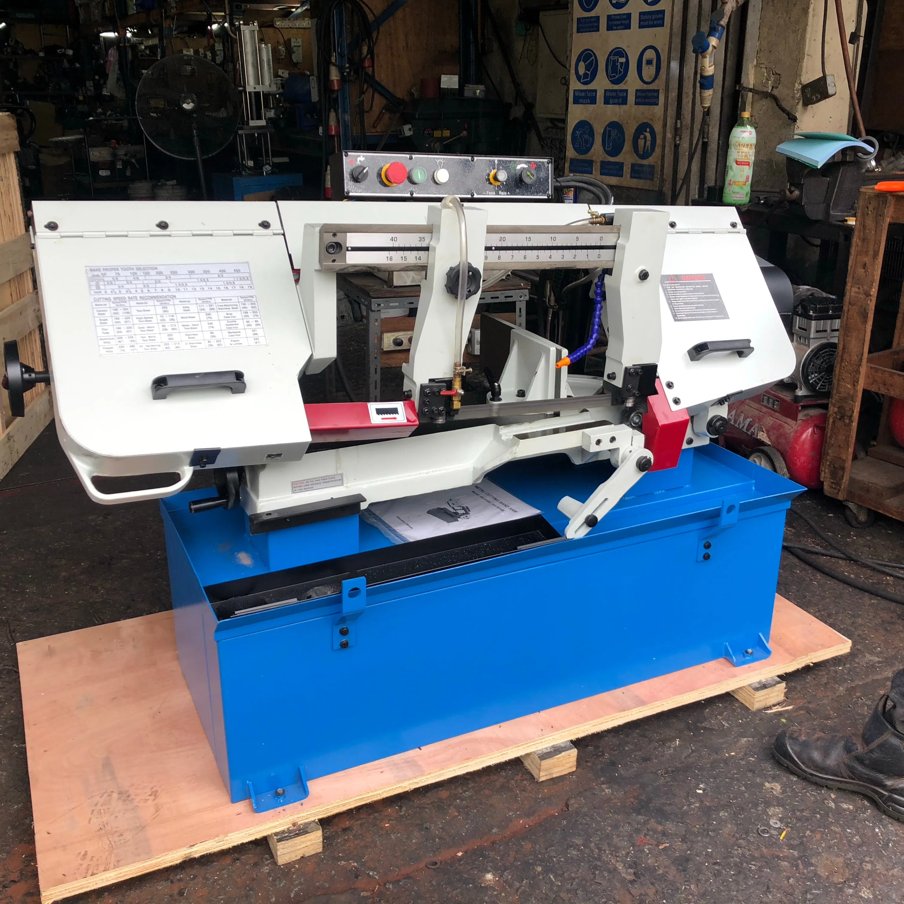 Aiko 9 Metal Bandsaw Machine | Model : BSM-BS916B