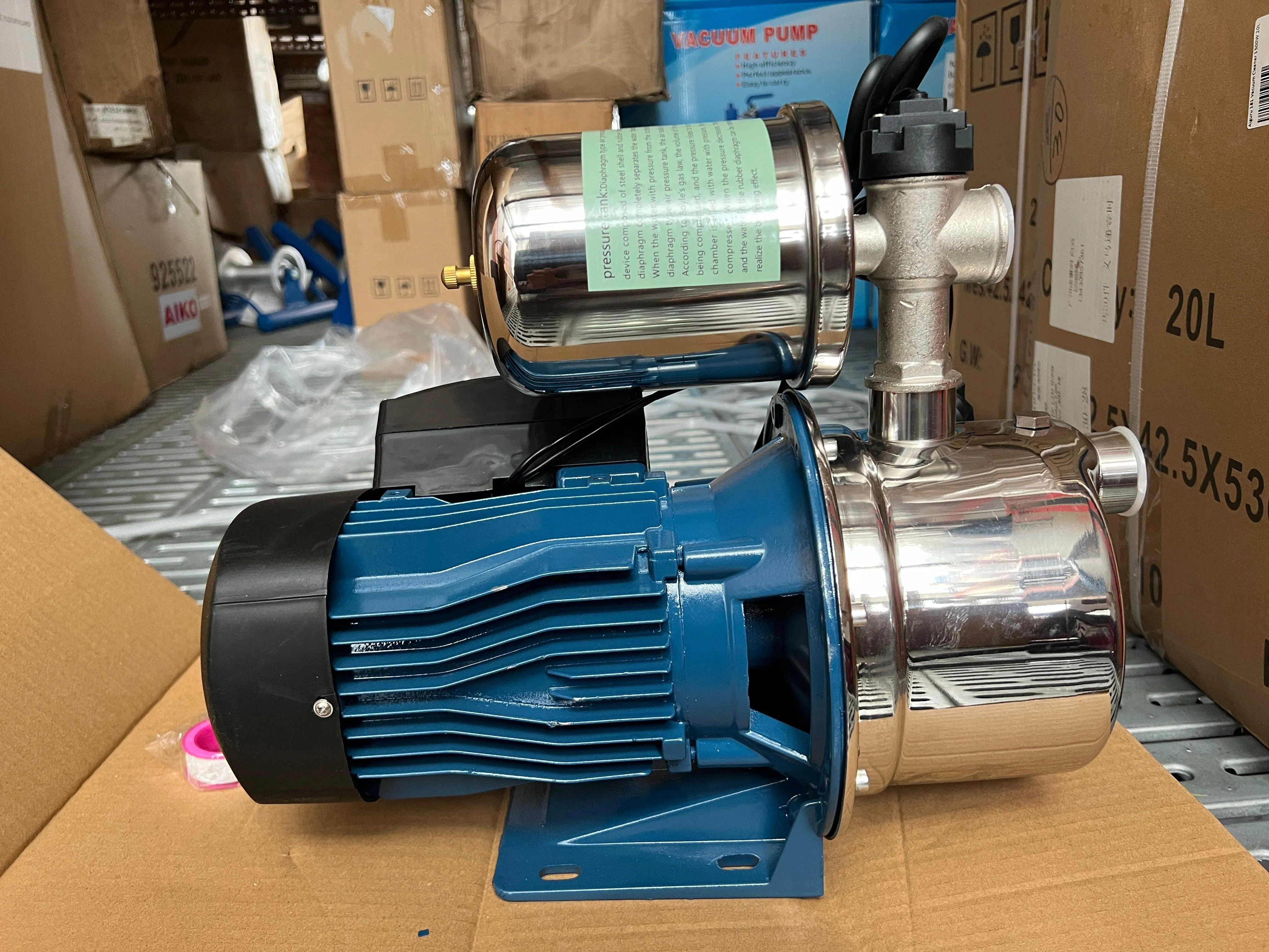 Aiko 900W 1 Automatic Self Priming Water Pump with 2L Tank | Model : WP-JET-900A