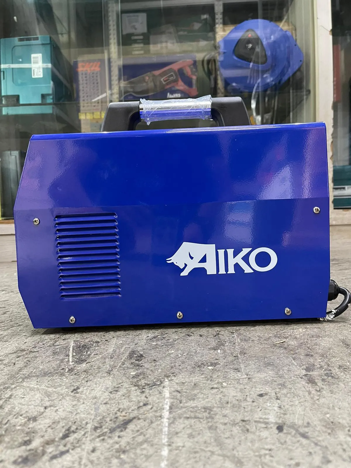 Aiko ARC200 (IGBT) Welder 200Amp 230V C/W 3m 25mm2 Welding Cable & 3m Earth Cable | Model : W-ARC200