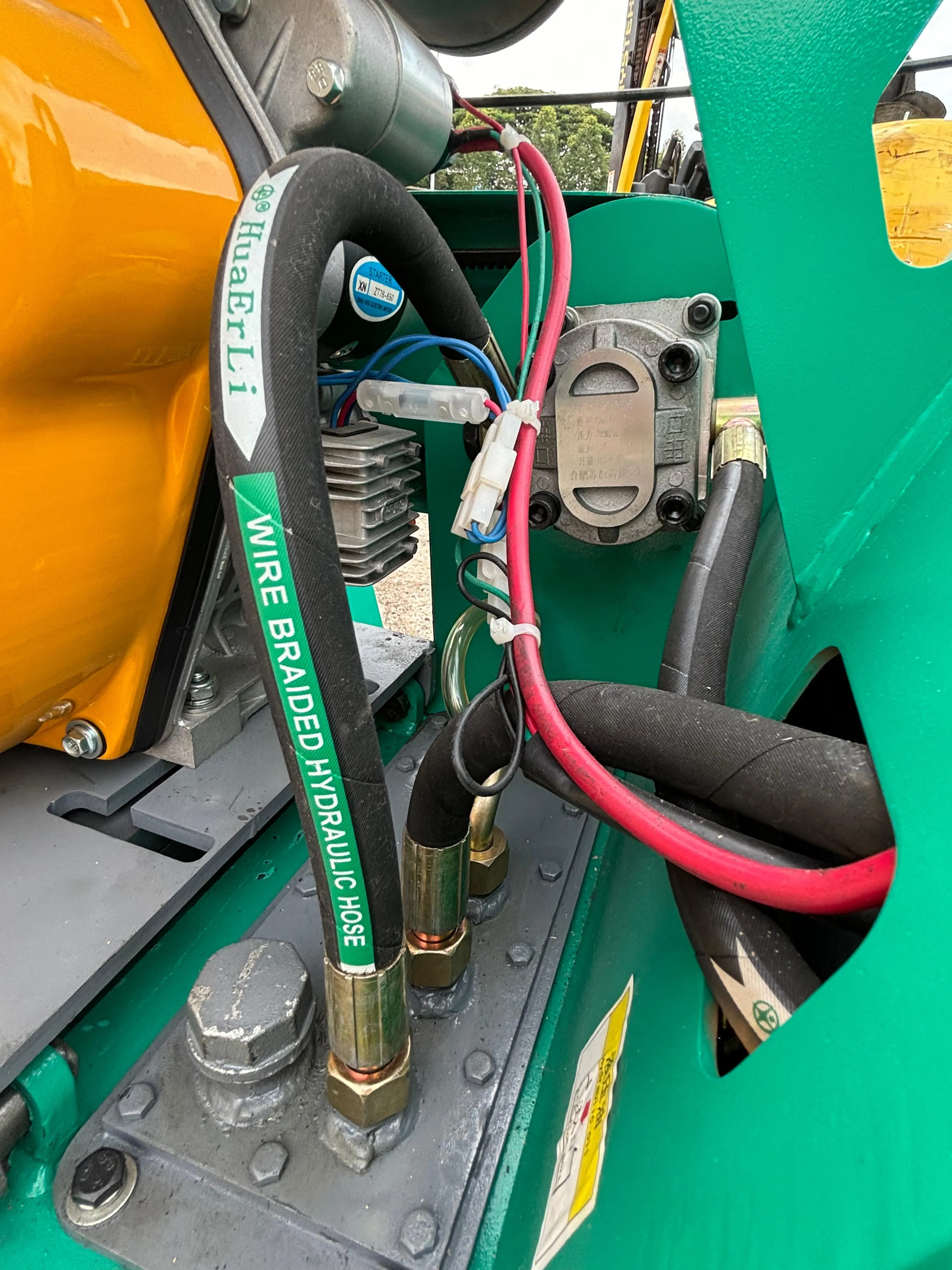 Aiko Diesel Floor Scraper Machine #ZFC-250D | Model : ZFC-250D