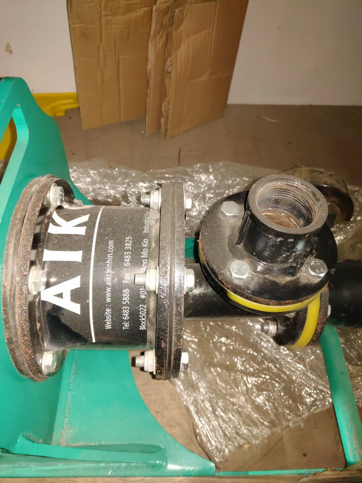 AIKO Hand Injector Grout Pump (Stand Type) #ZGFP-8 | Model: ZFGP-8