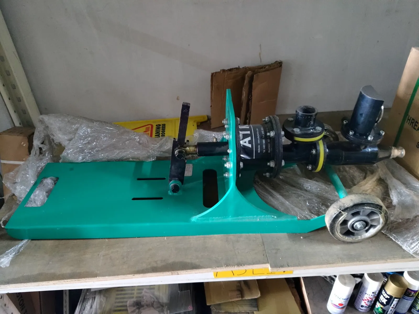 AIKO Hand Injector Grout Pump (Stand Type) #ZGFP-8 | Model: ZFGP-8