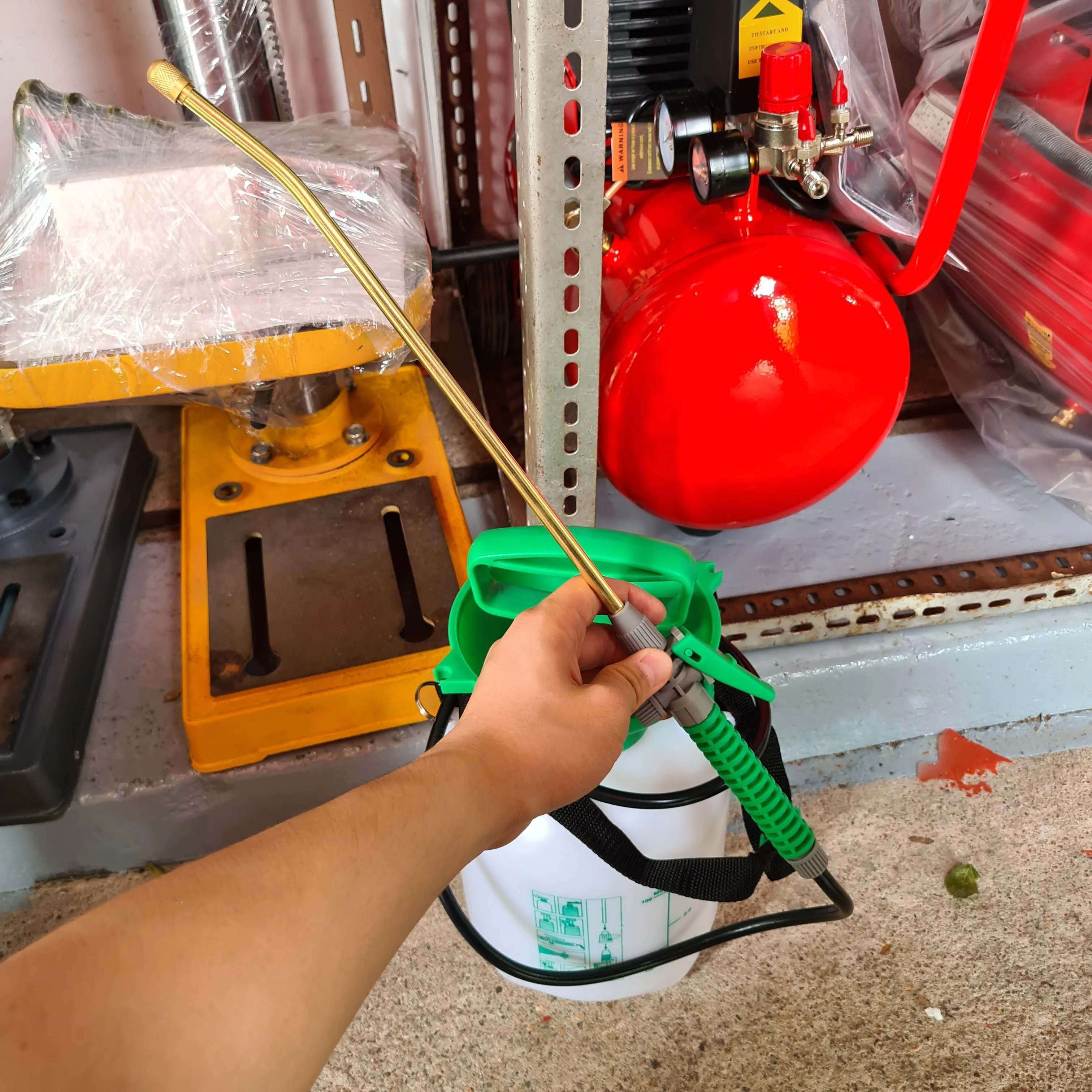 Aiko High Pressure Spray Can | Model: SPRAYER-C08