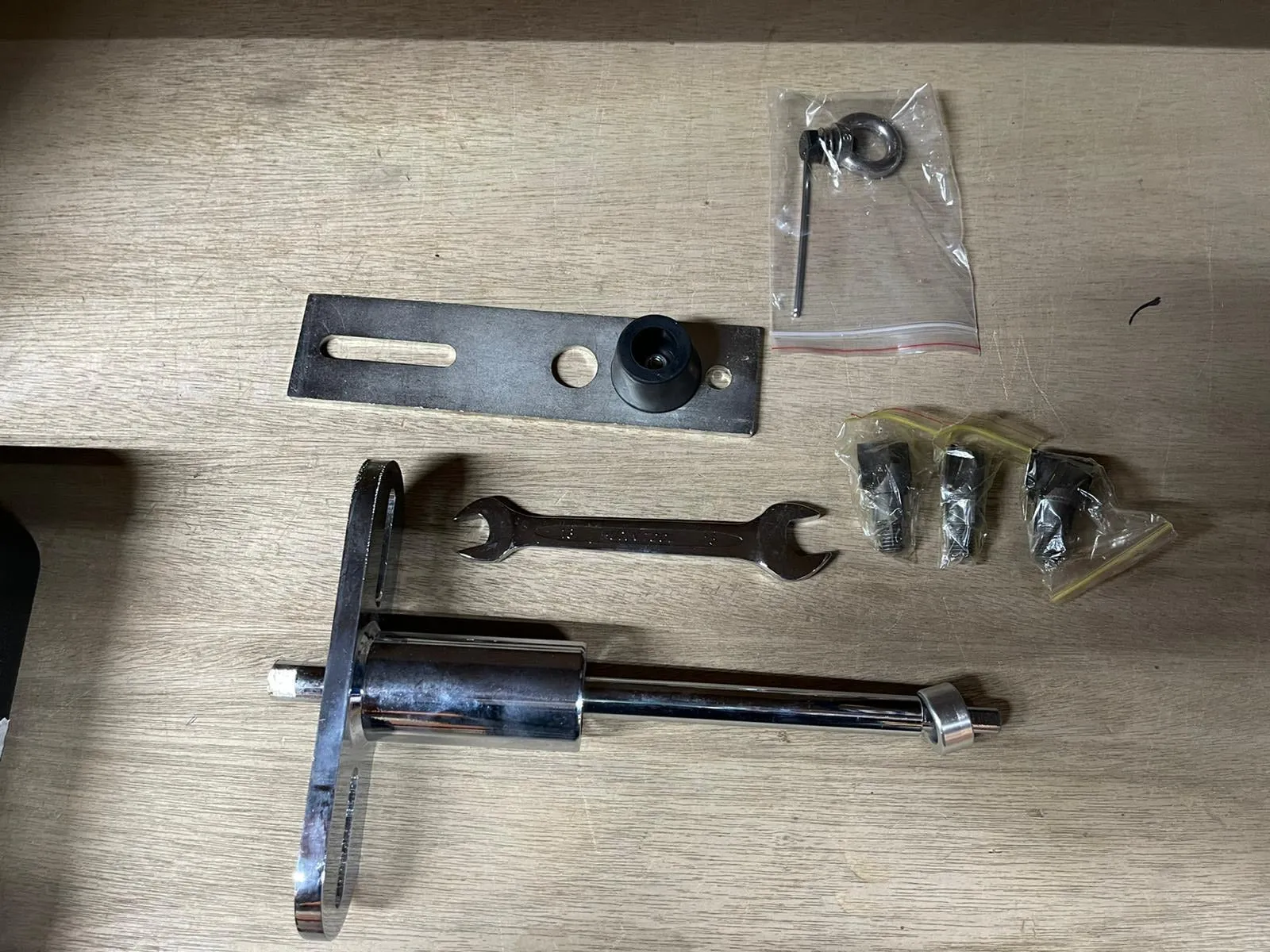Aiko HSS Set Manual Door Lock Opening Machine | Model : DLOM-MH