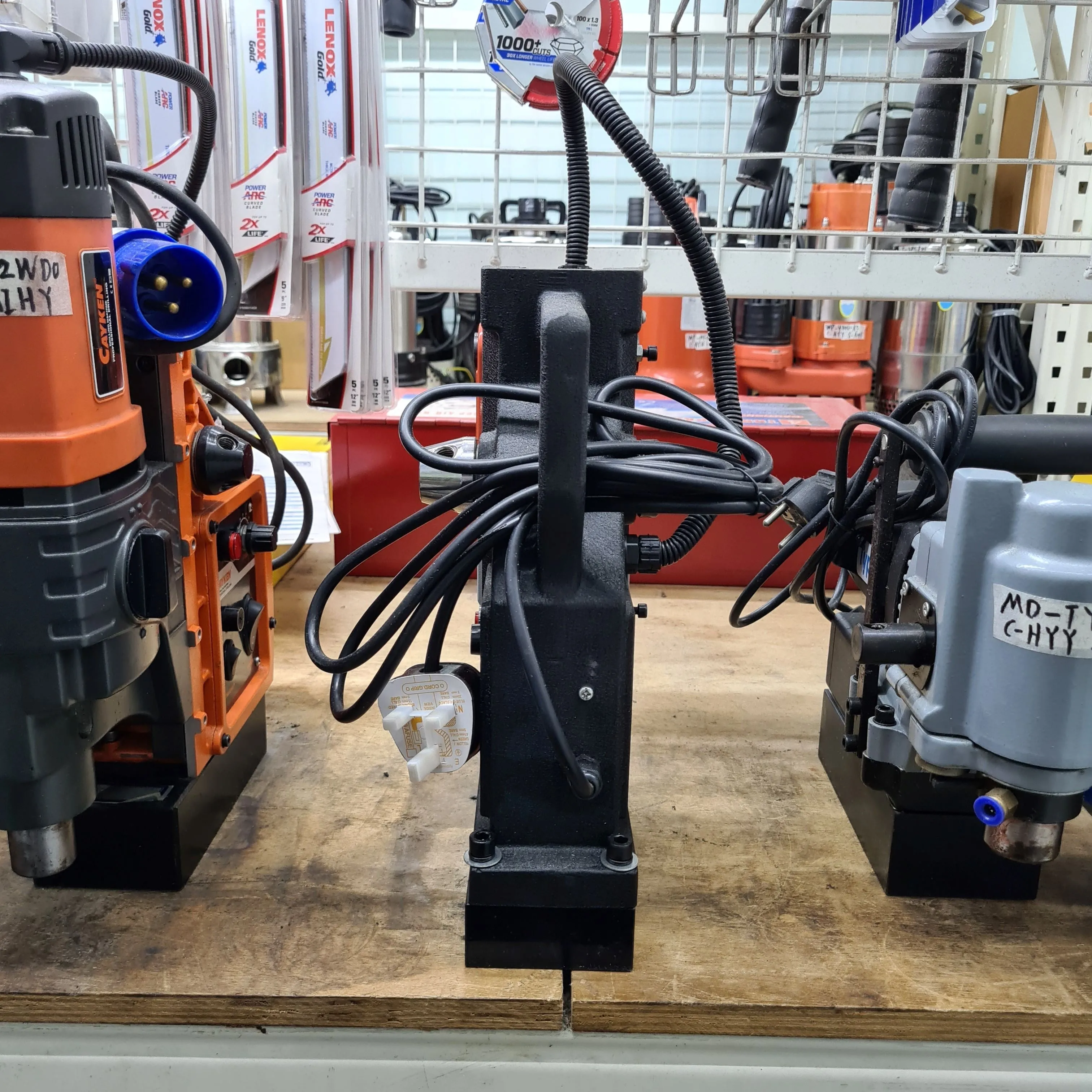 Aiko Magnetic Drill 35Mm 220V 1050W | Model : MD-J1C-35C