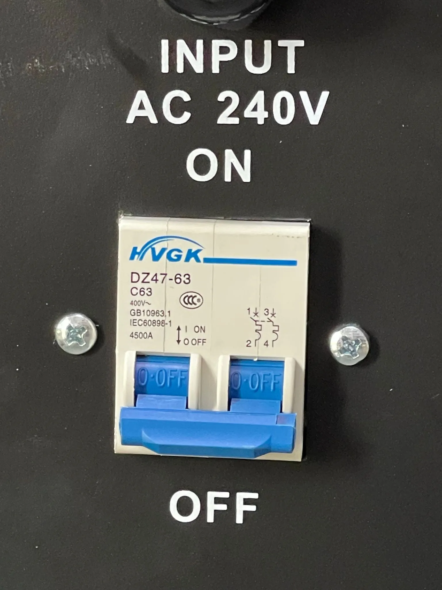 Aiko Mig250a Welding Machine Igbt Come with Rg Ak15/4m 3m Earth & Welding cable | Model : W-MIG250A