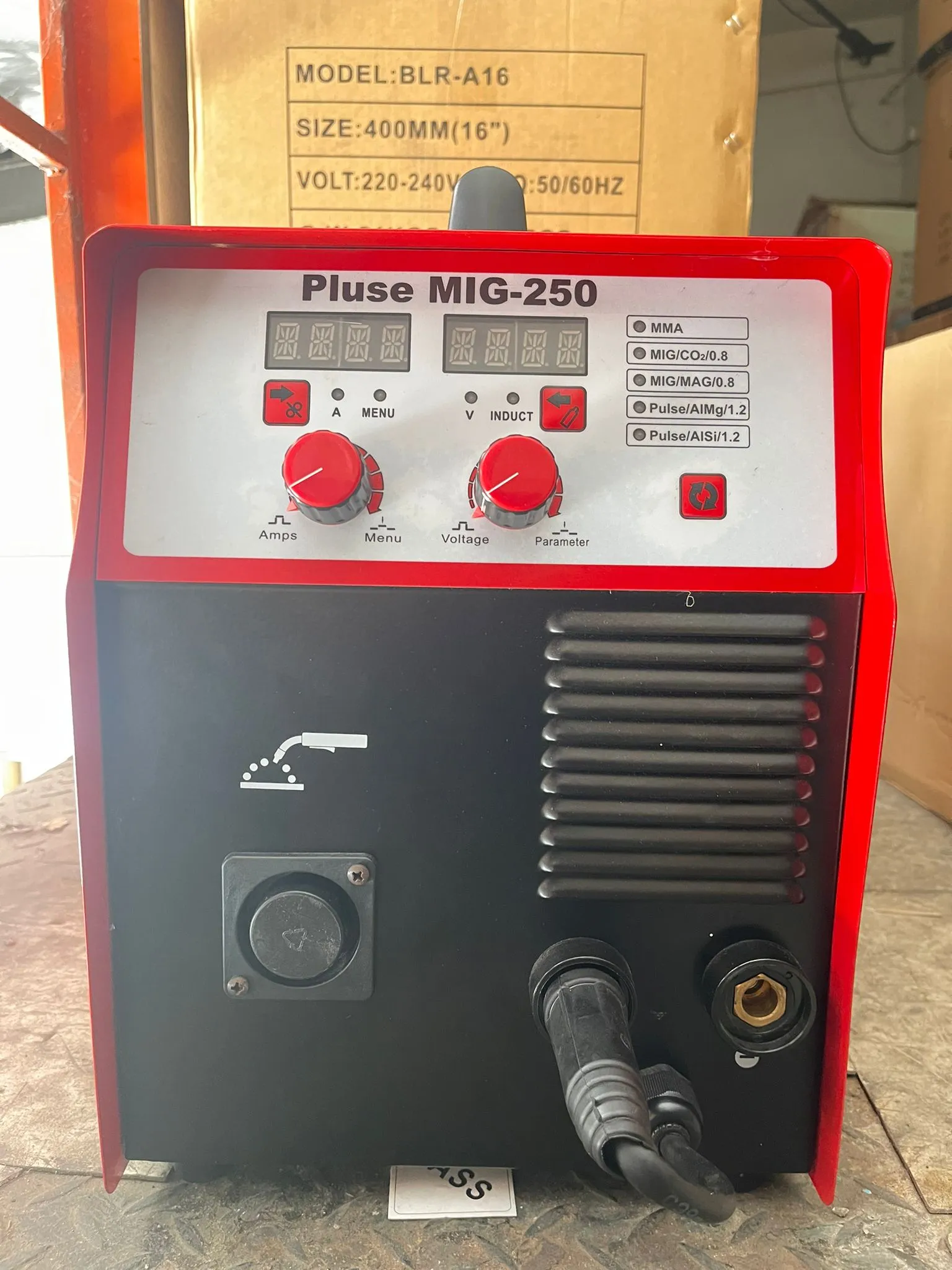 Aiko MIG250P Welding Machine Come with 15ak 3m Earth | Model : W-MIG250P