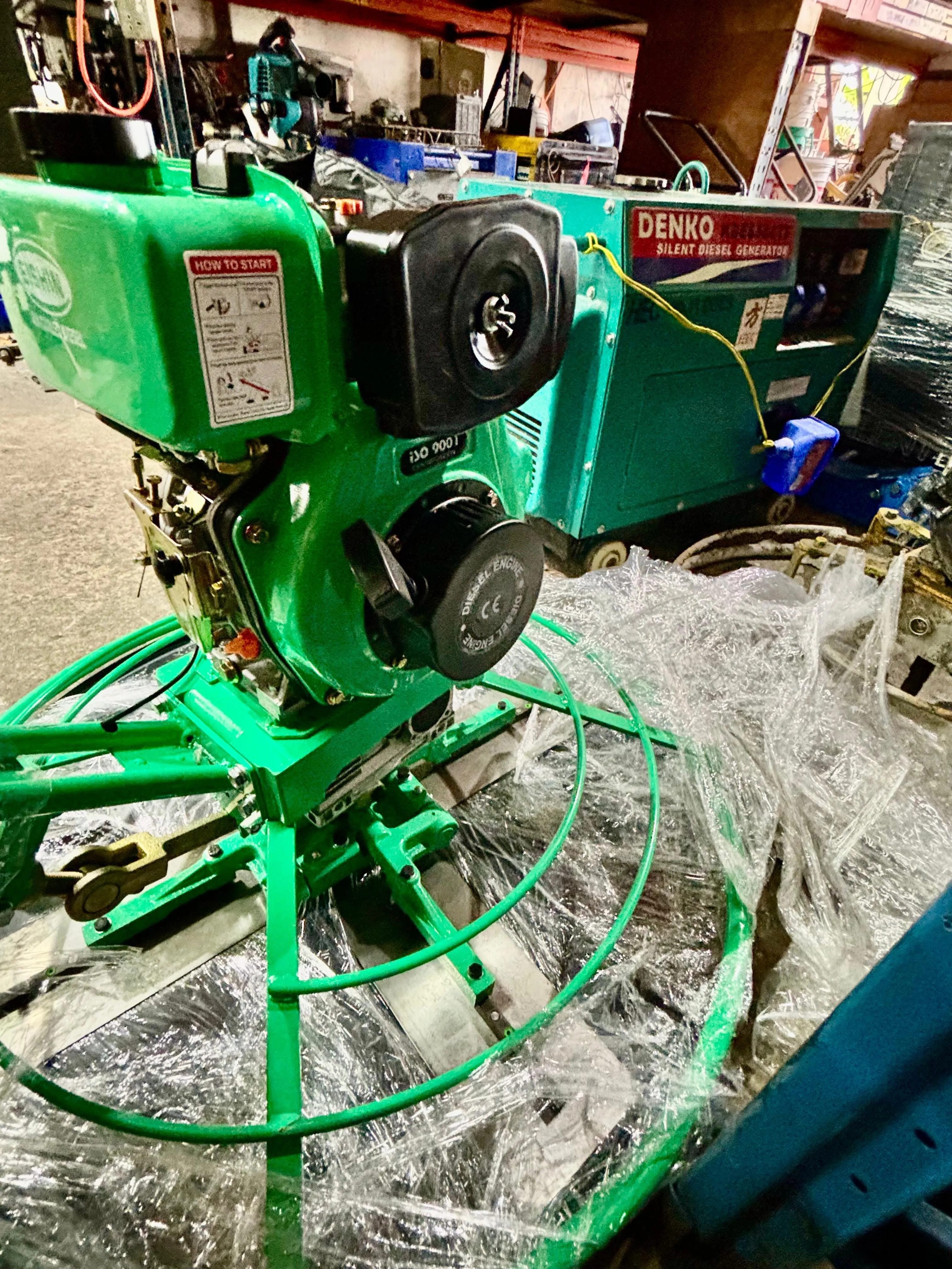 Aiko Power Trowel SM1000 With 173F Diesel (MKS Type)  | Model : PTM-SM1000 173F