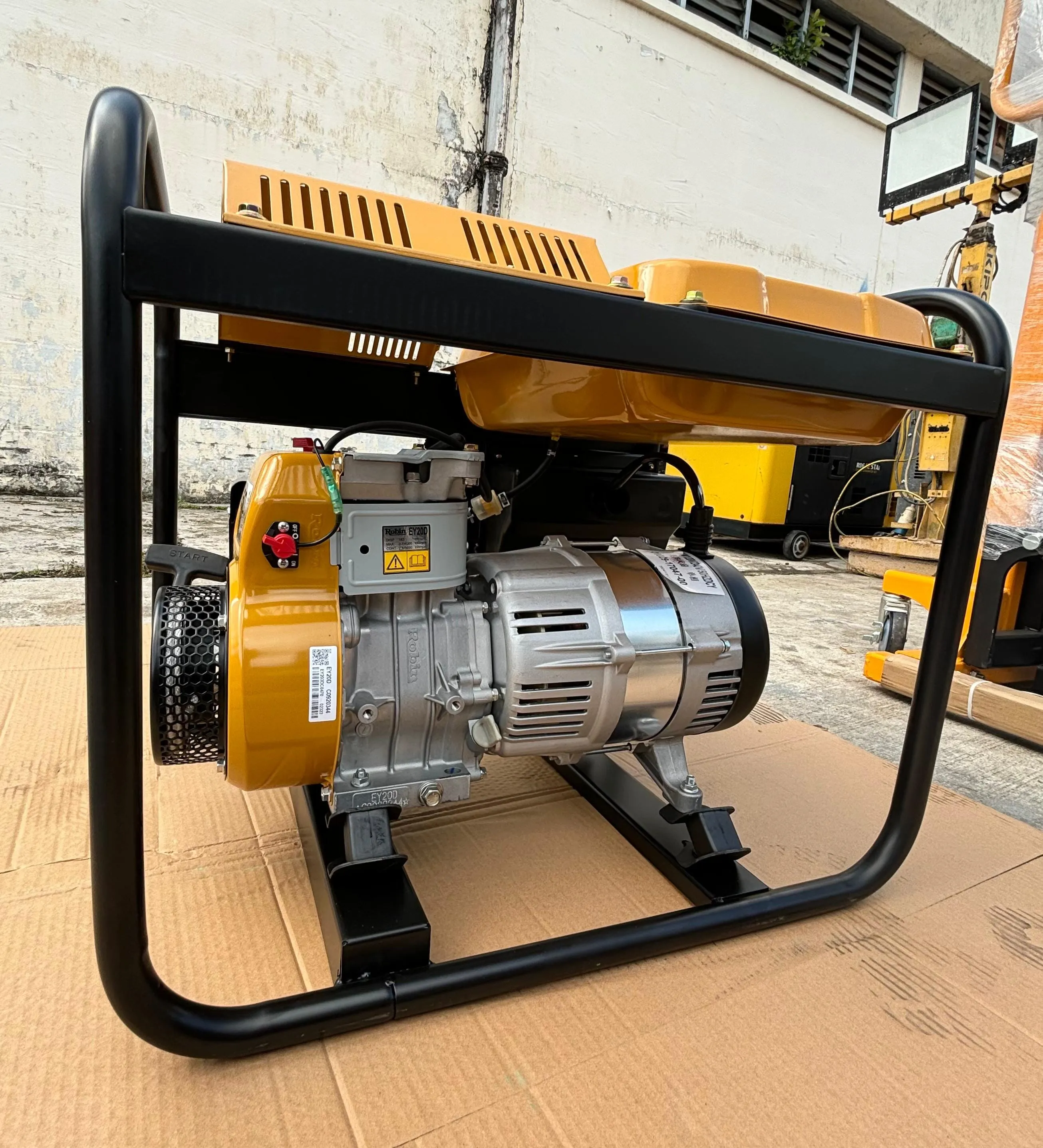 Aiko Robin Petrol Generator 2.0KW 240V 50HZ C/W EY20 Engine | Model : REY2400D-EY20