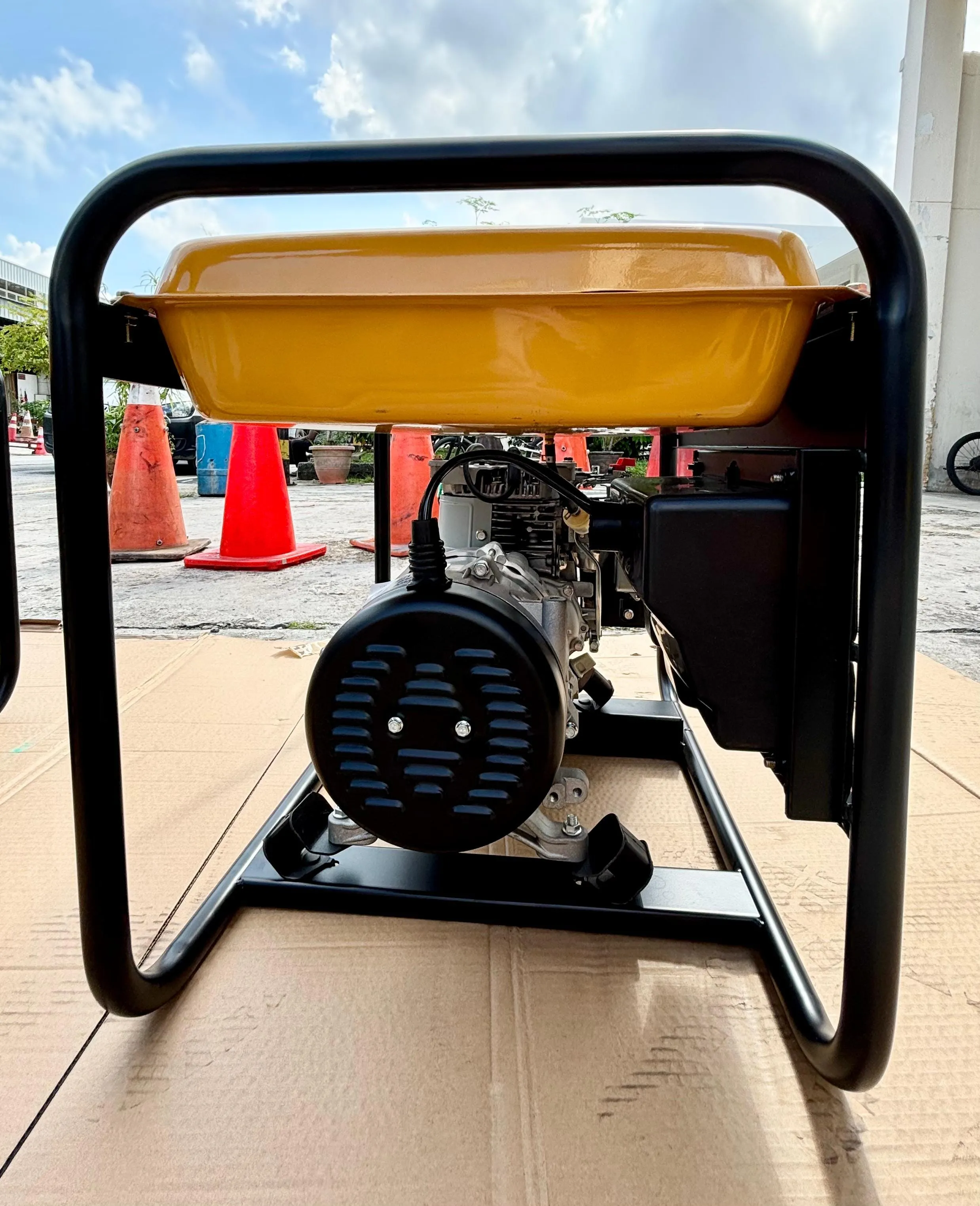 Aiko Robin Petrol Generator 2.0KW 240V 50HZ C/W EY20 Engine | Model : REY2400D-EY20