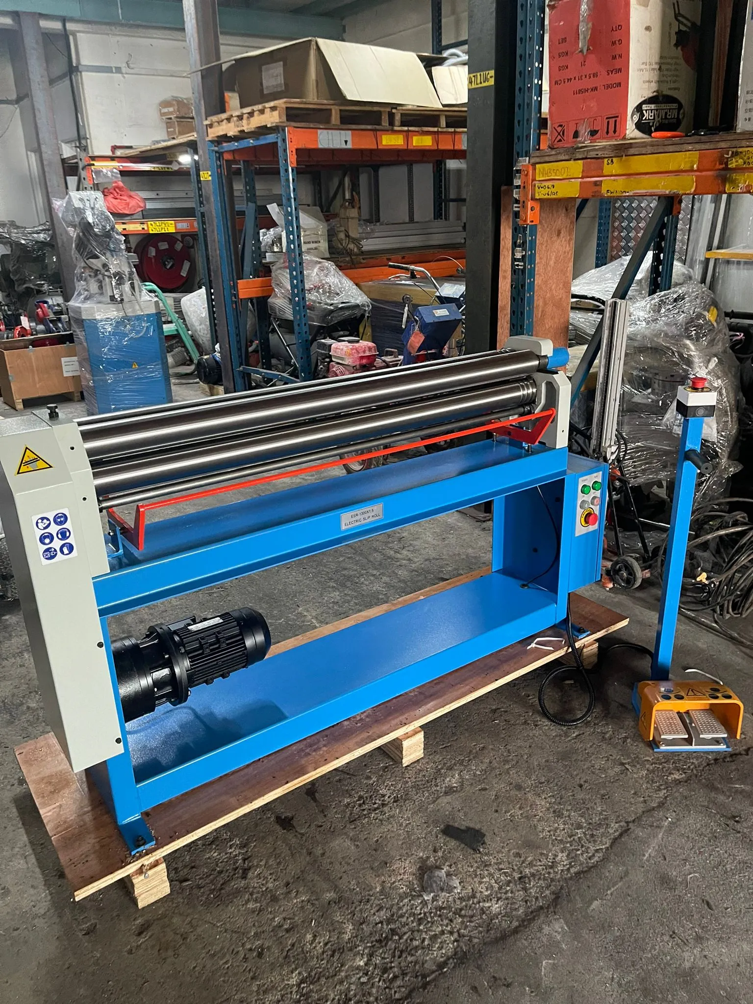 Aiko Slip Roll Machine with 52 . 1.5Mm  | Model : ESR-1300X1.5