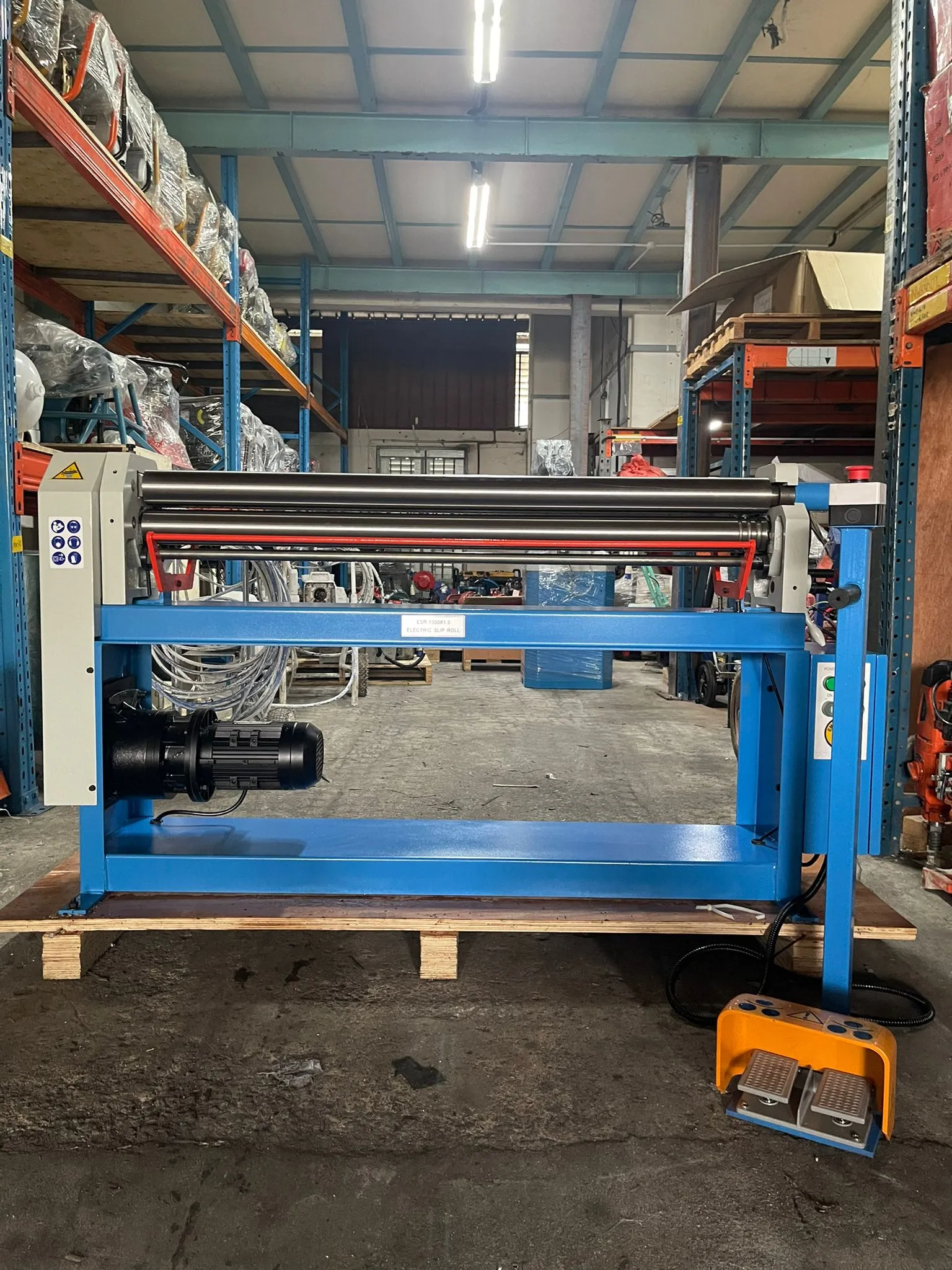 Aiko Slip Roll Machine with 52 . 1.5Mm  | Model : ESR-1300X1.5