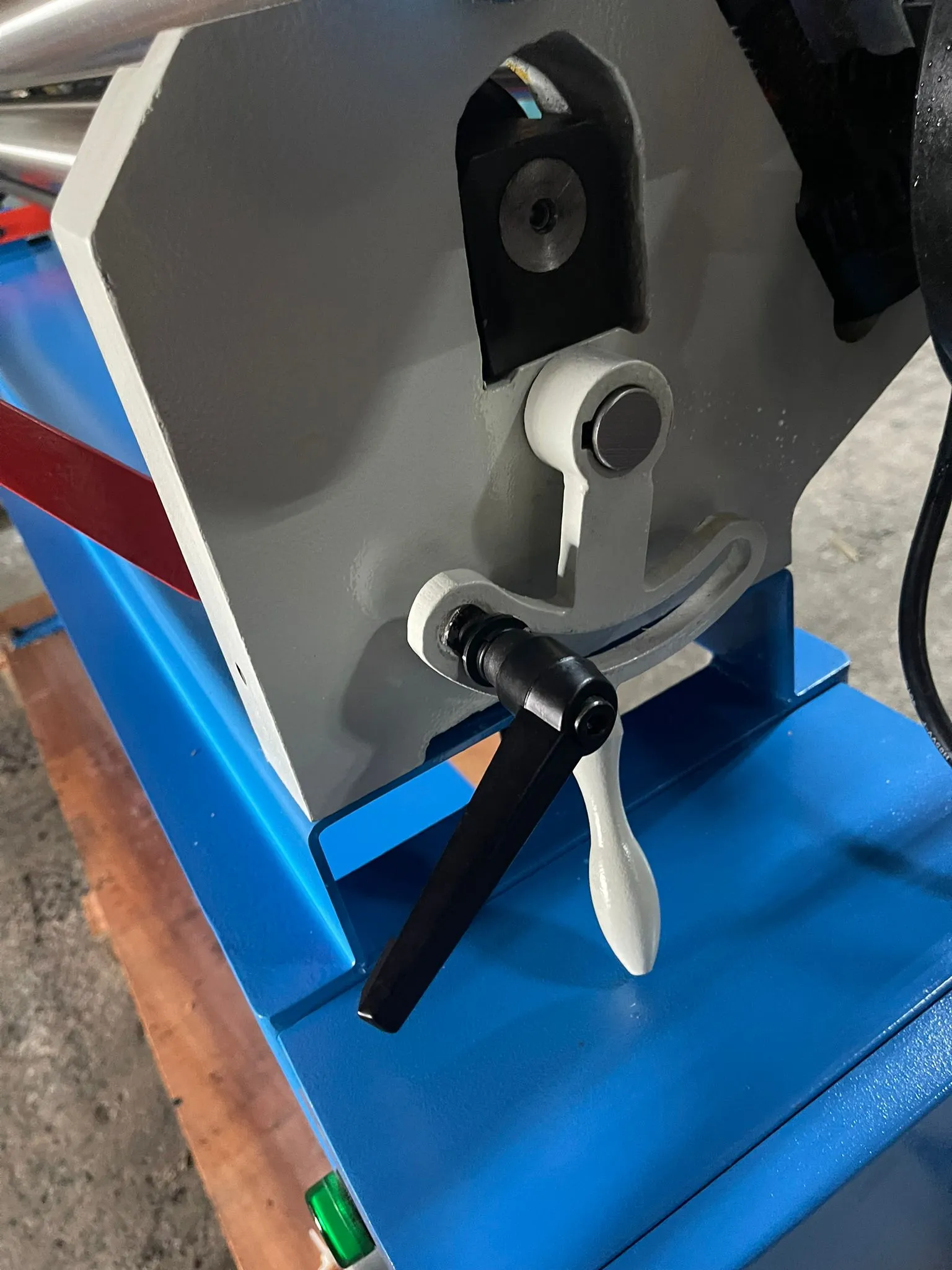 Aiko Slip Roll Machine with 52 . 1.5Mm  | Model : ESR-1300X1.5
