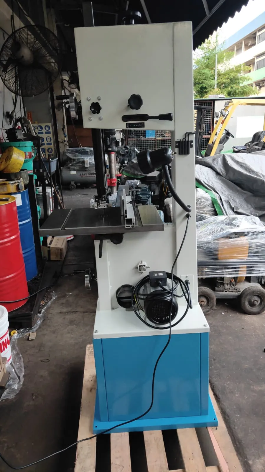 Aiko Vertical Wood Band Saw | Model : BSM-TBS-356