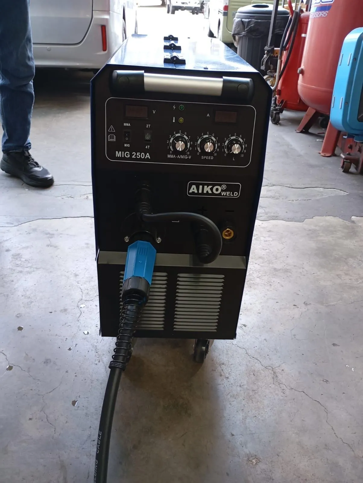 Aiko Welding Machine IGBT MIG250A C/W MIG AK15 4m & 3m Welding Cable C/W Gas Trolley | Model : W-MIG250A-MY