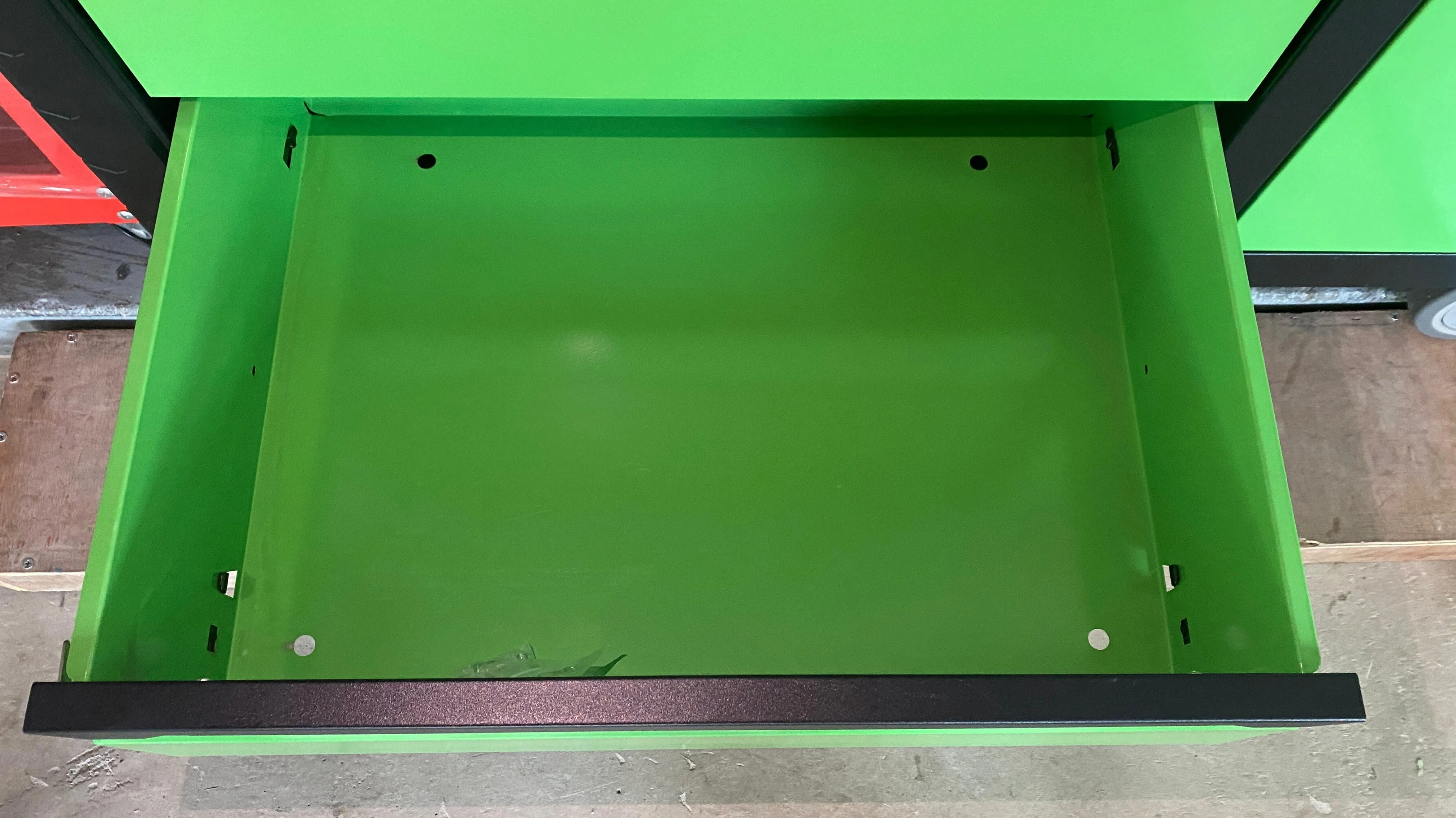 Aiko Work Shop Tool Cabinet Big (Green) with 200 Pcs Tool Set #RC23 | Model: TB-JS-RC23 200PCS
