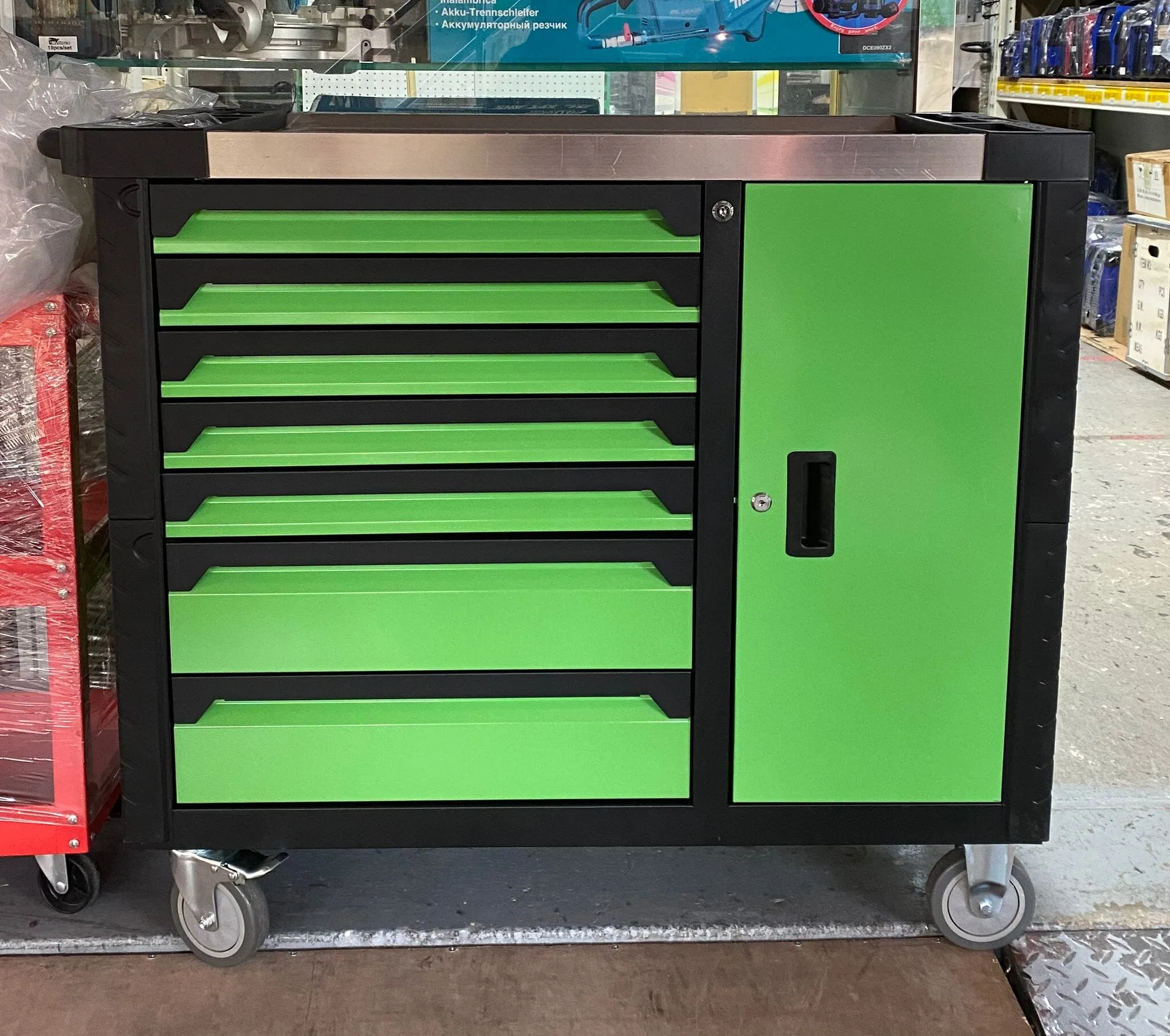 Aiko Work Shop Tool Cabinet Big (Green) with 200 Pcs Tool Set #RC23 | Model: TB-JS-RC23 200PCS