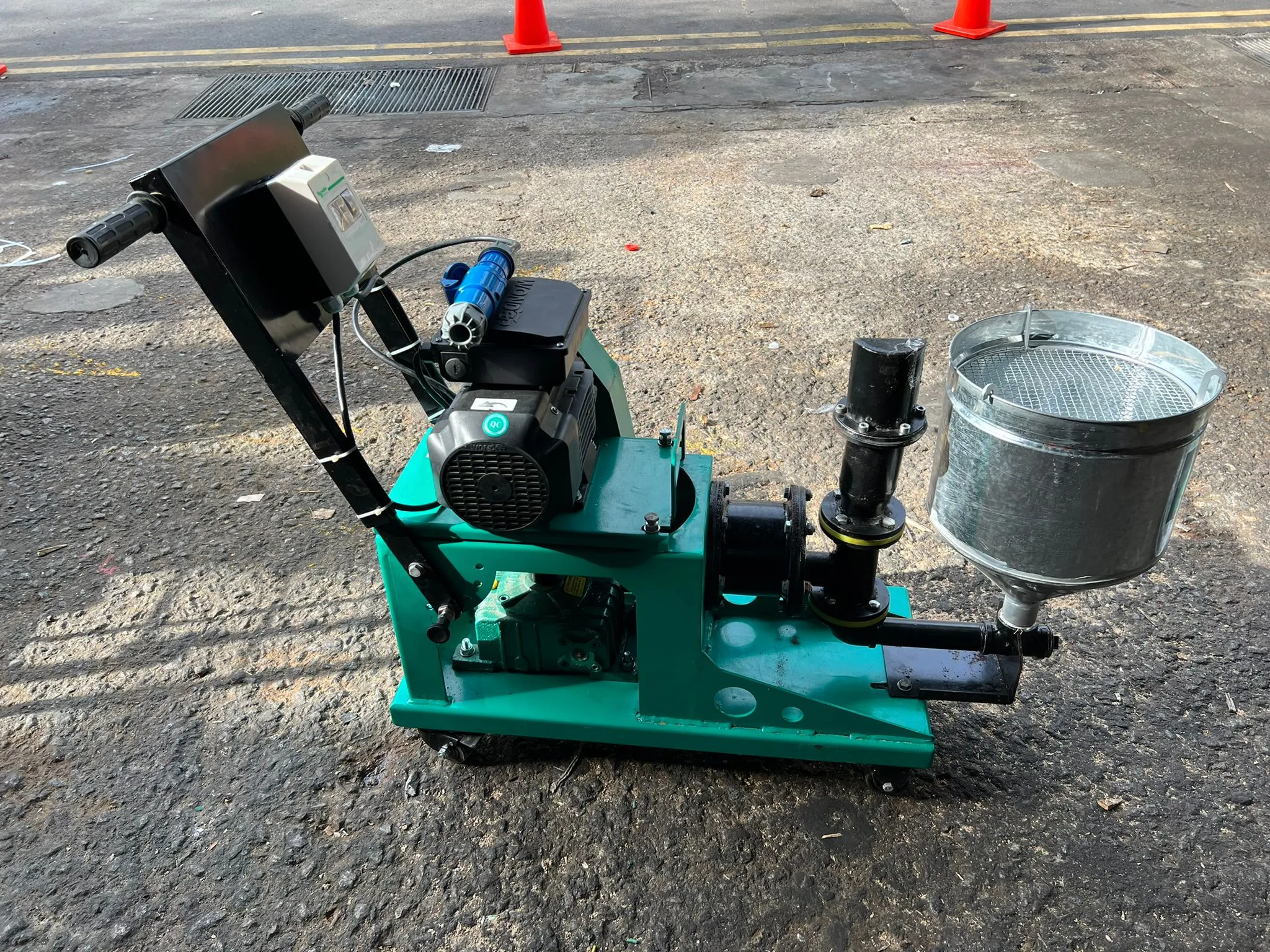 Aiko ZFGP-20-H Electric Cement Grout Pump with 240V Single Phase Come with Hose & Hopper | Model : ZFGP-20-H