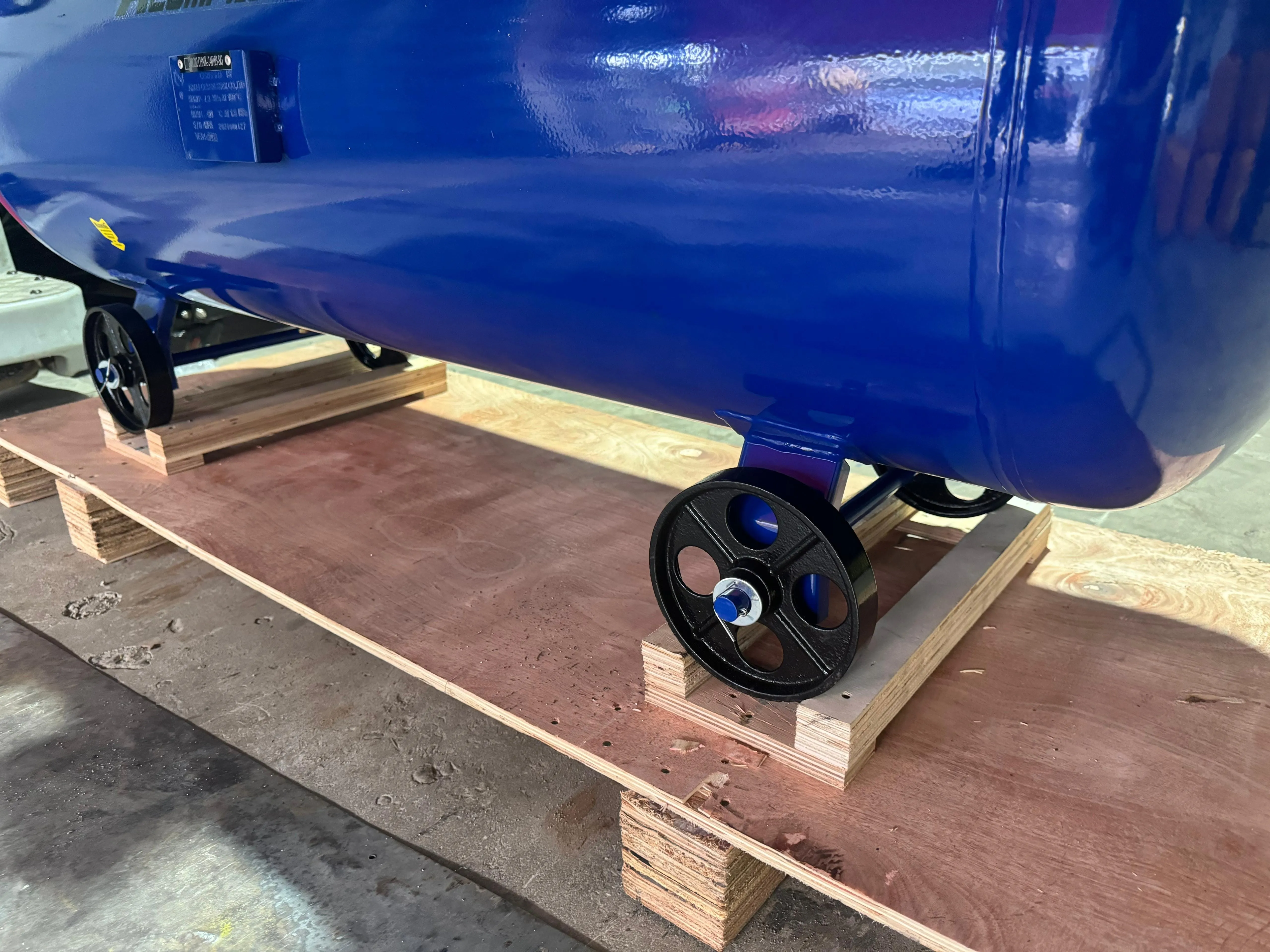 Airstrong 10HP 300L Air Compressor 415V 8 Bar : Model : ASFS100-300L