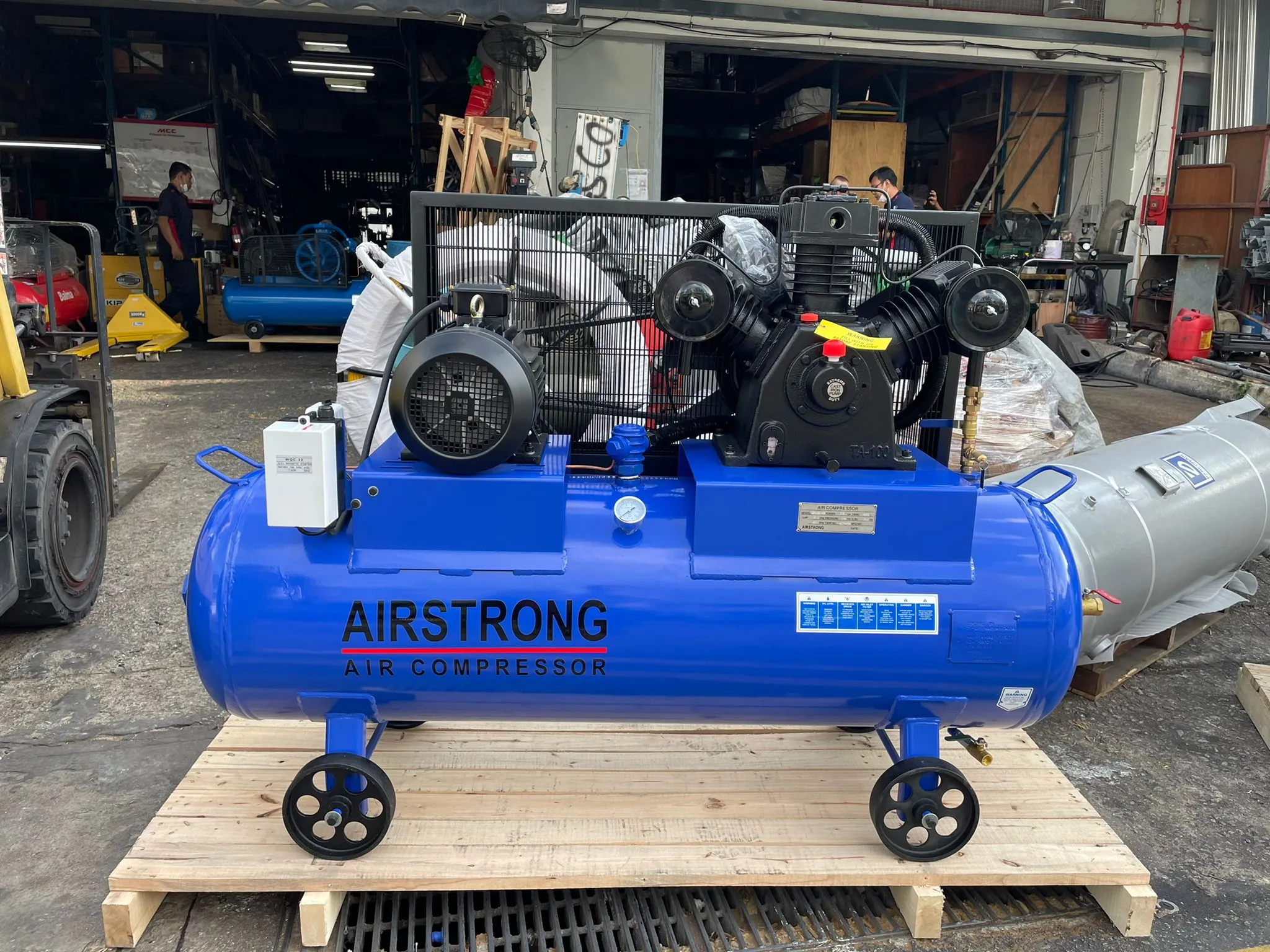 AIRSTRONG 10HP 400L 1 Stage 3Phase (415V) 8 Bar Heavy Duty Air Compressor | Model : ASFS100-400H