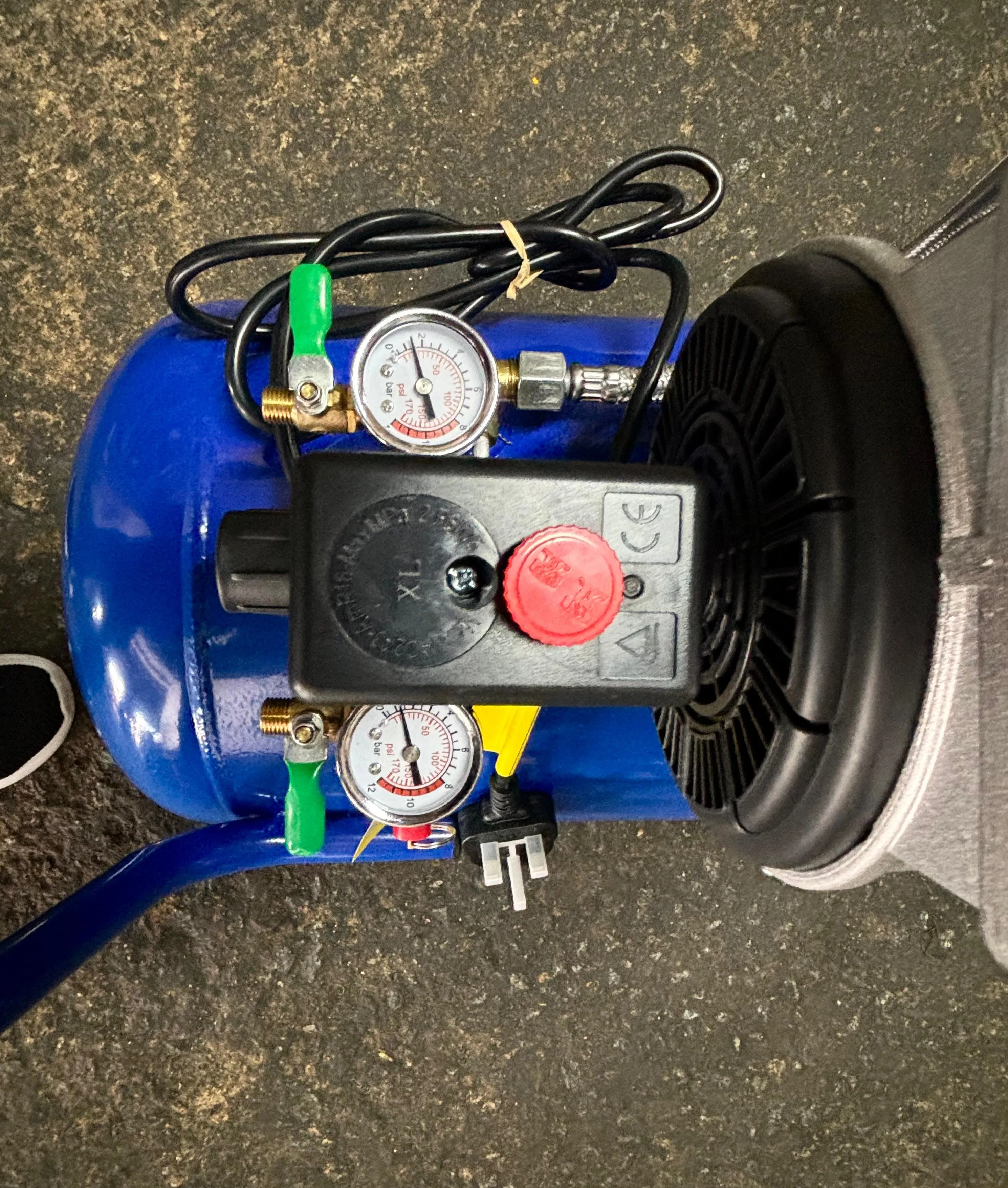 Airstrong 1500W 50L 240V Oil Free & Silent Air Compressor | Model : GDG30-50L