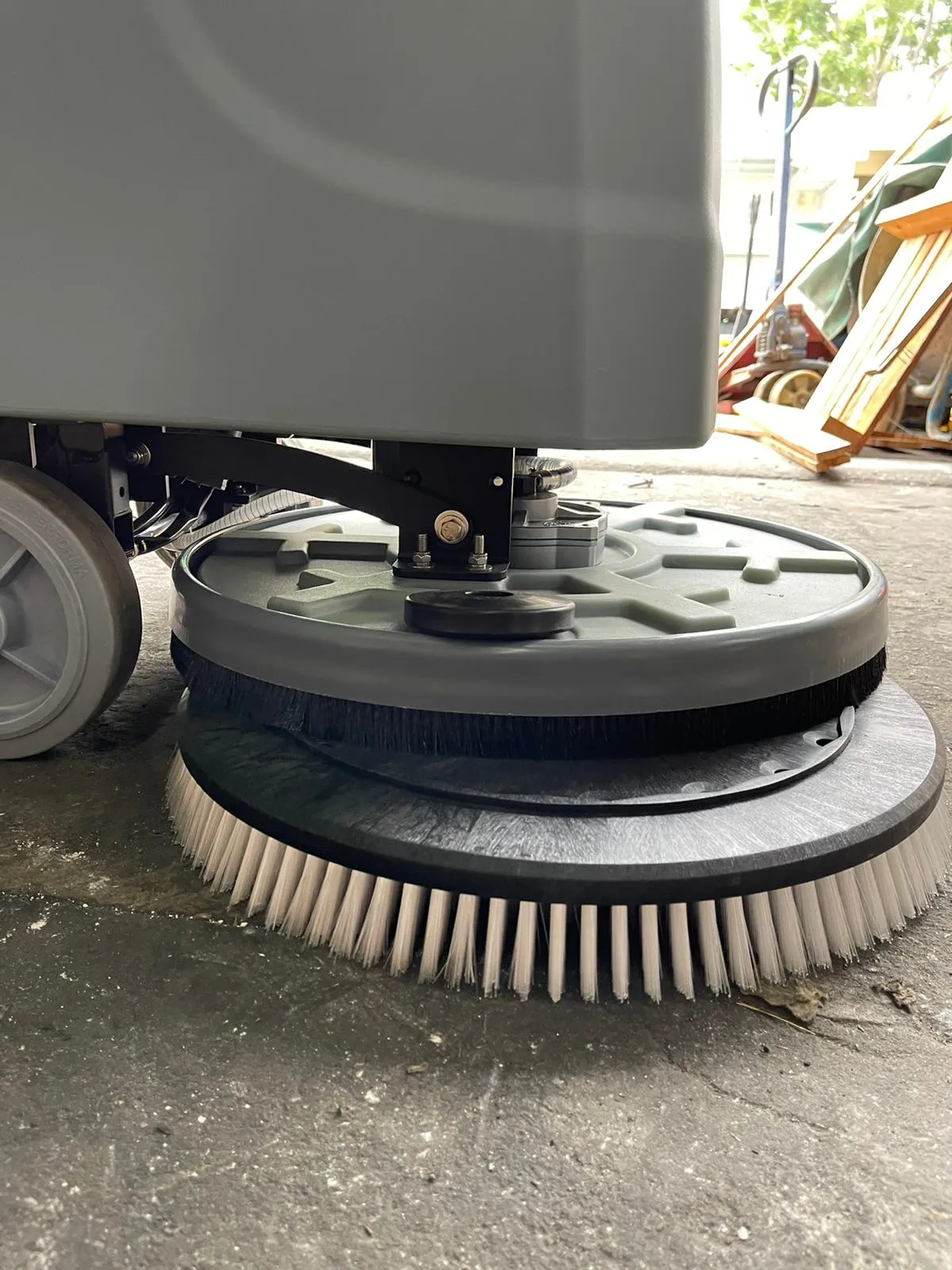 Airstrong 20 Walk Behind (Hand Push) Floor Scrubber / Dryer Machine | Model : XD50
