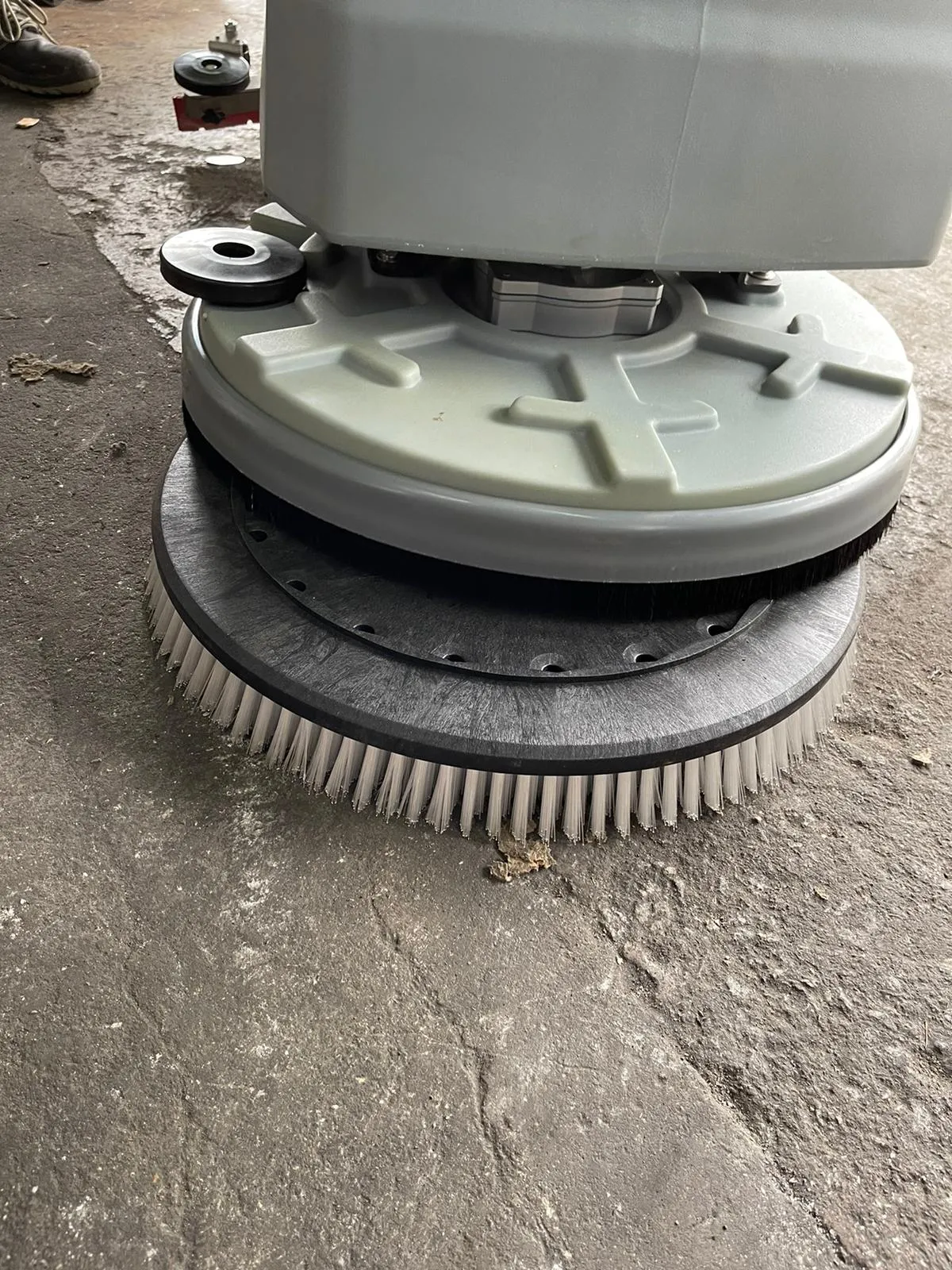 Airstrong 20 Walk Behind (Hand Push) Floor Scrubber / Dryer Machine | Model : XD50