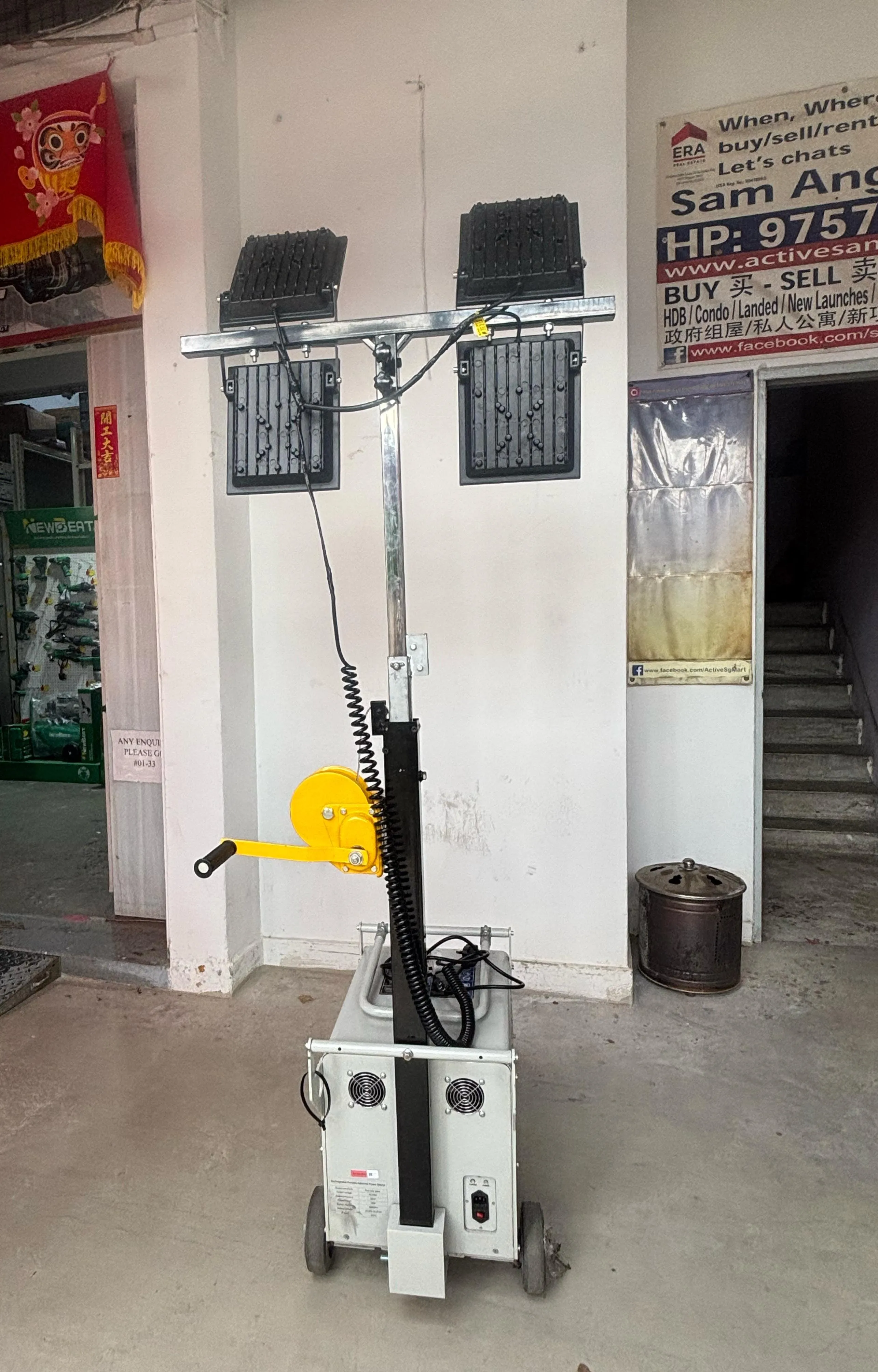 Airstrong 230V Rechargeable and Portable Oil Less Tower Light C/W 5KW Generator with LED 100wX4   | Model: SS-NEYY