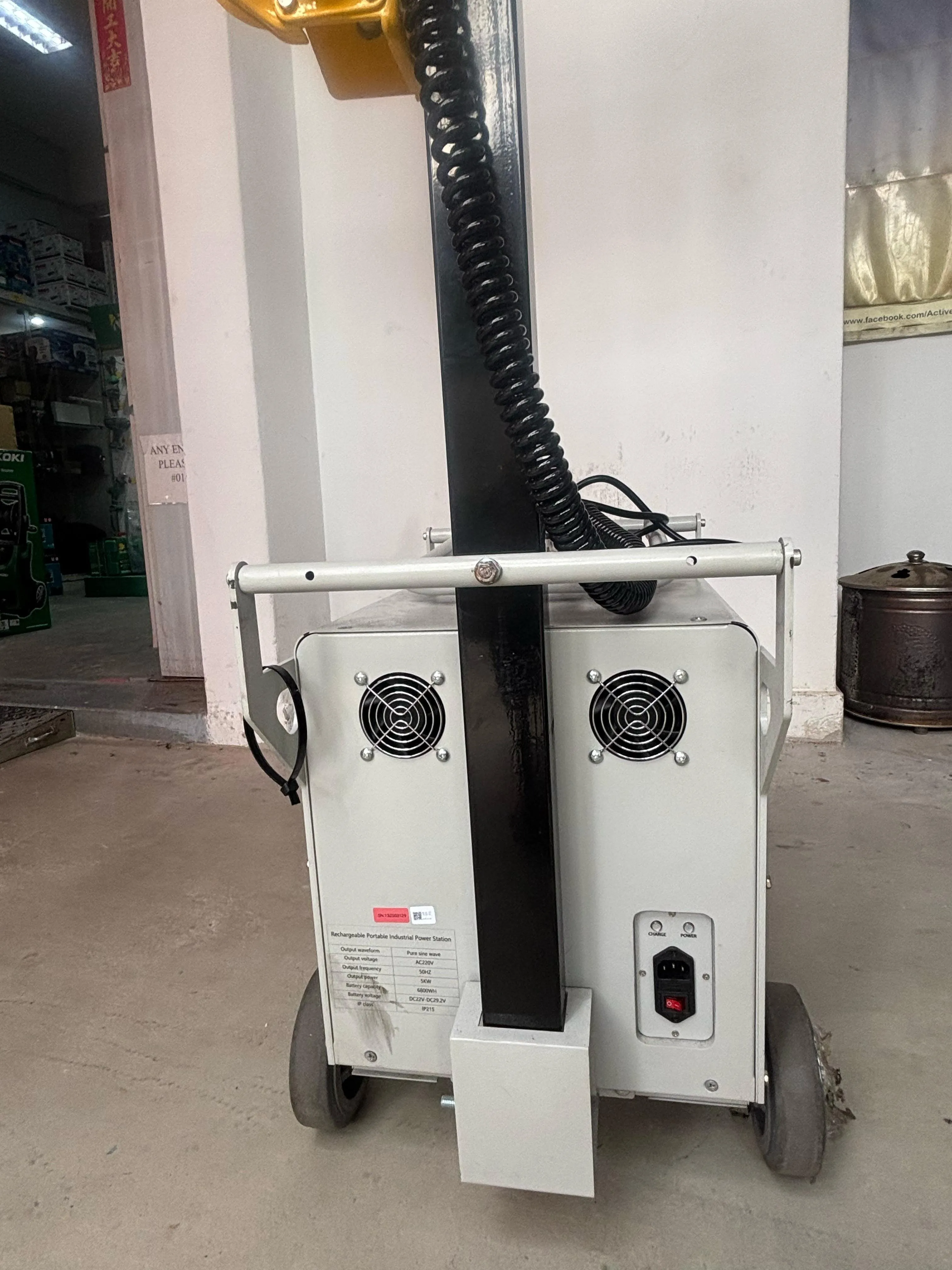 Airstrong 230V Rechargeable and Portable Oil Less Tower Light C/W 5KW Generator with LED 100wX4   | Model: SS-NEYY