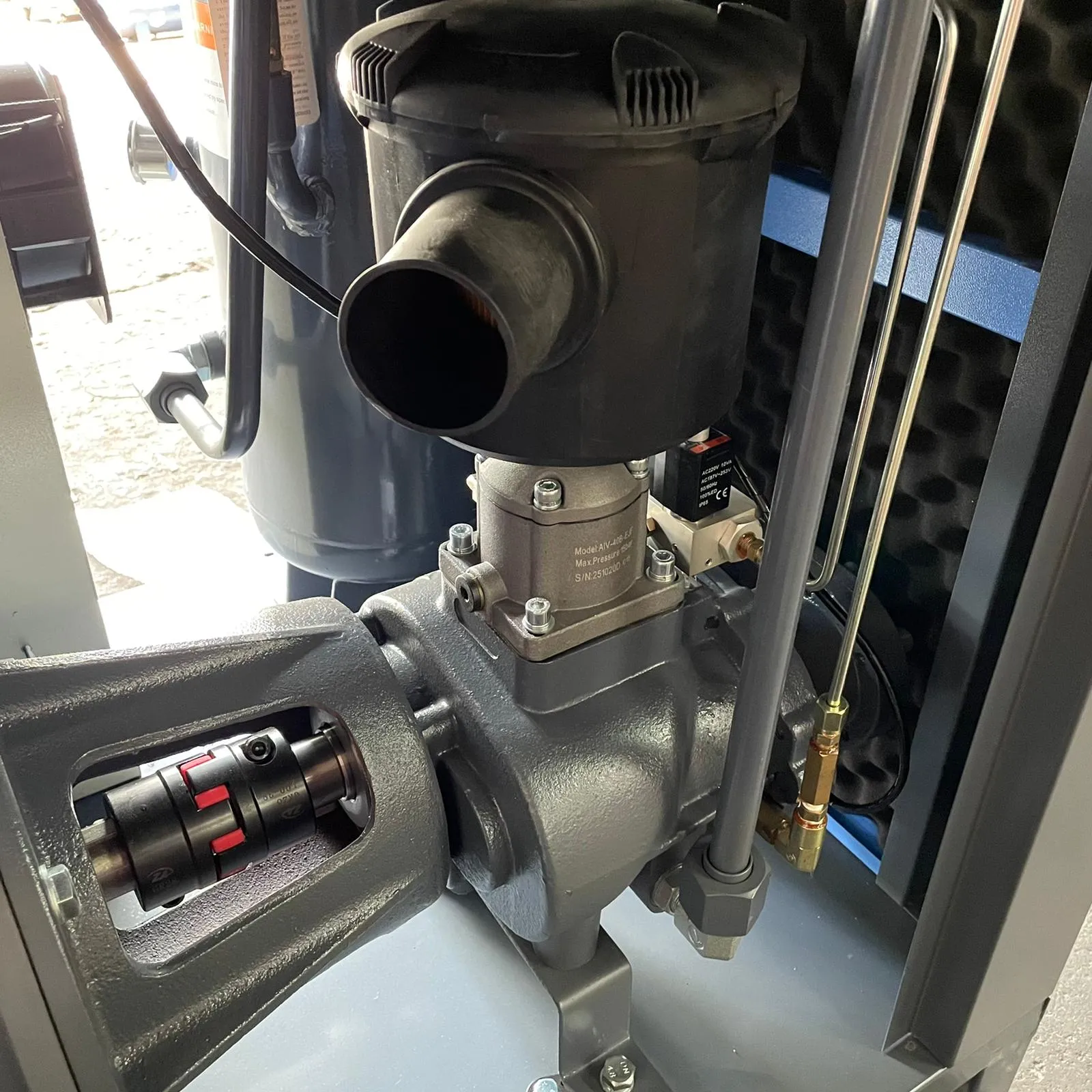 Airstrong ASPM30HP Rotary Inverter Screw Air Compressor with 415V. 30Hp. 10 Bar | Model : ASPM30HP