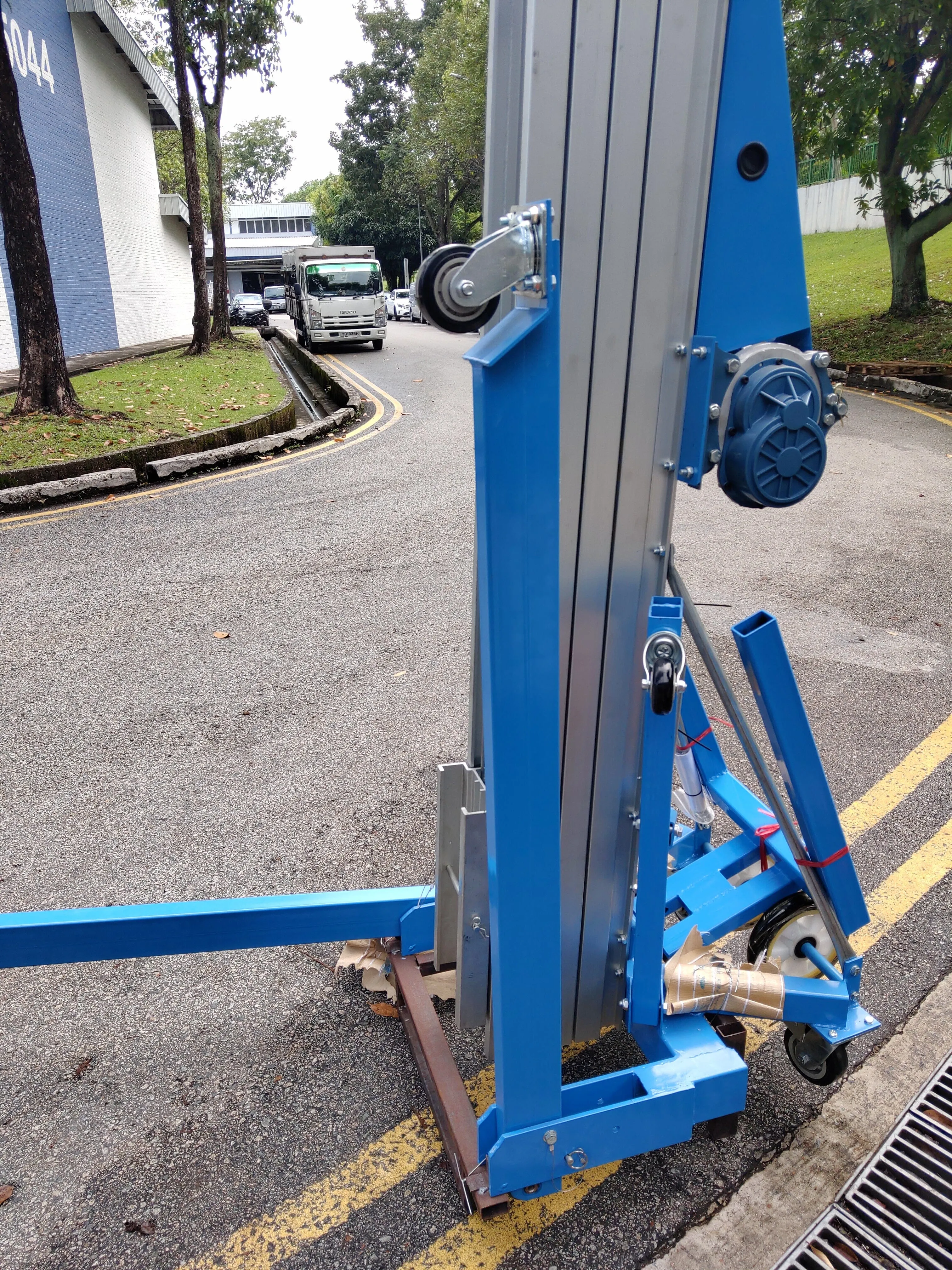 Airstrong Wire Winch High Material Lifter 6M With Electric Winch | Model : PT-LGA20-E